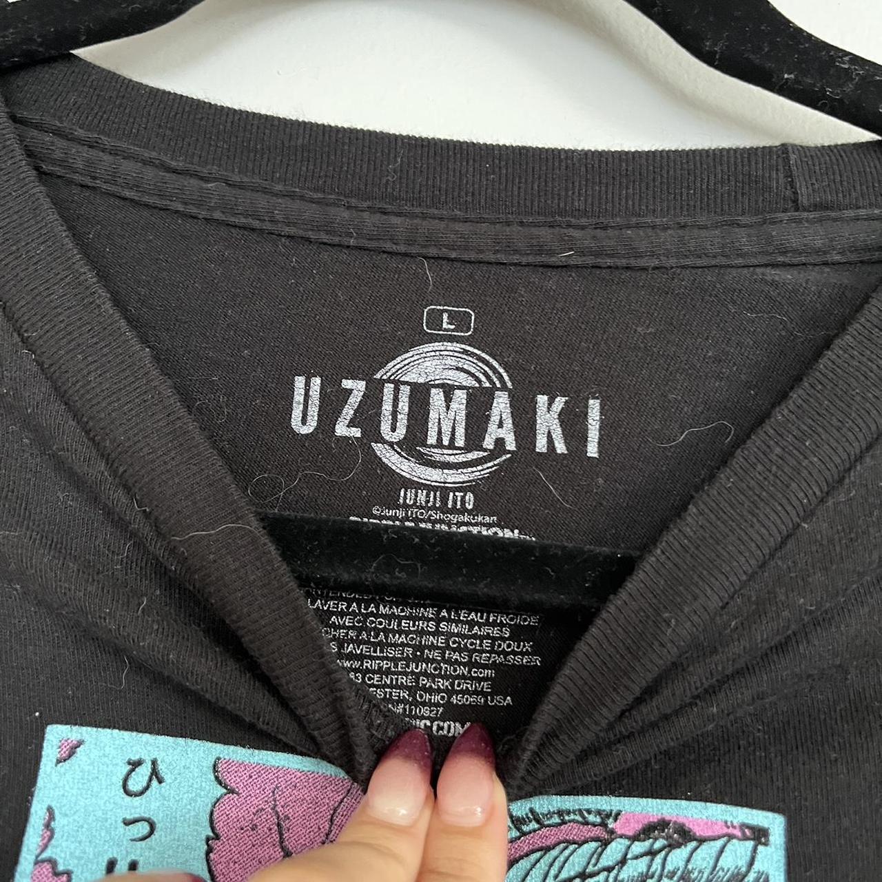 Junji Ito Collection Uzumaki T-Shirt UNISEX Anime Crunchyroll Hot Topic  Size M