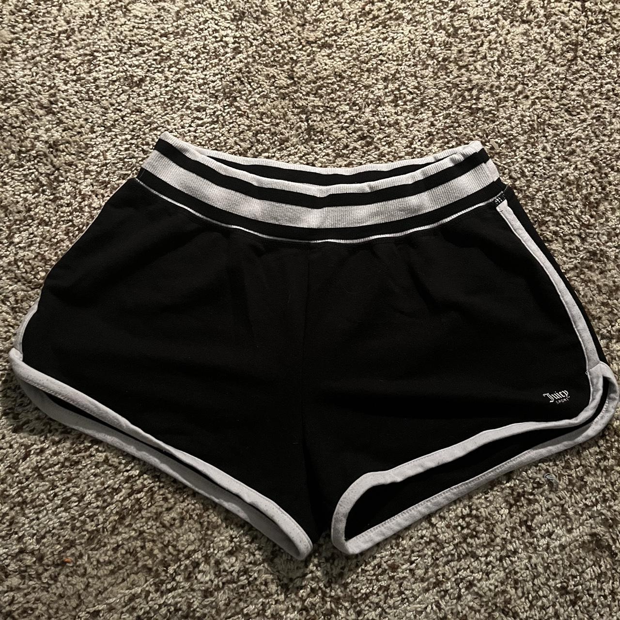 Juicy Couture Women's White and Black Shorts | Depop