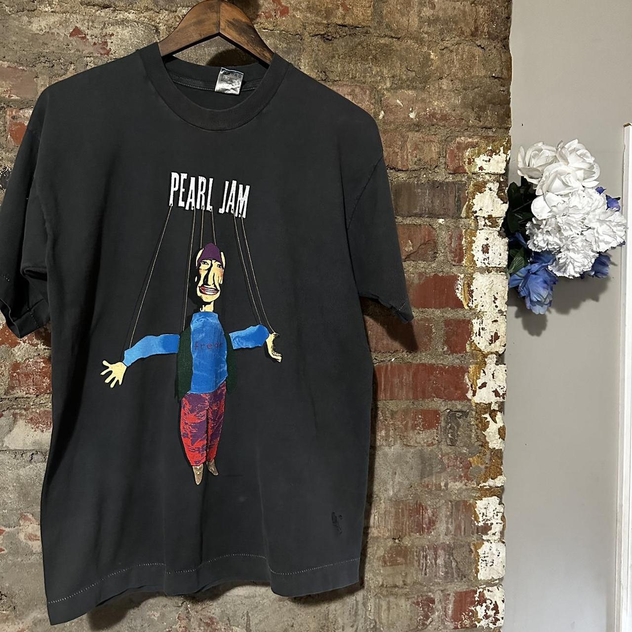 Pearl jam sale freak t shirt