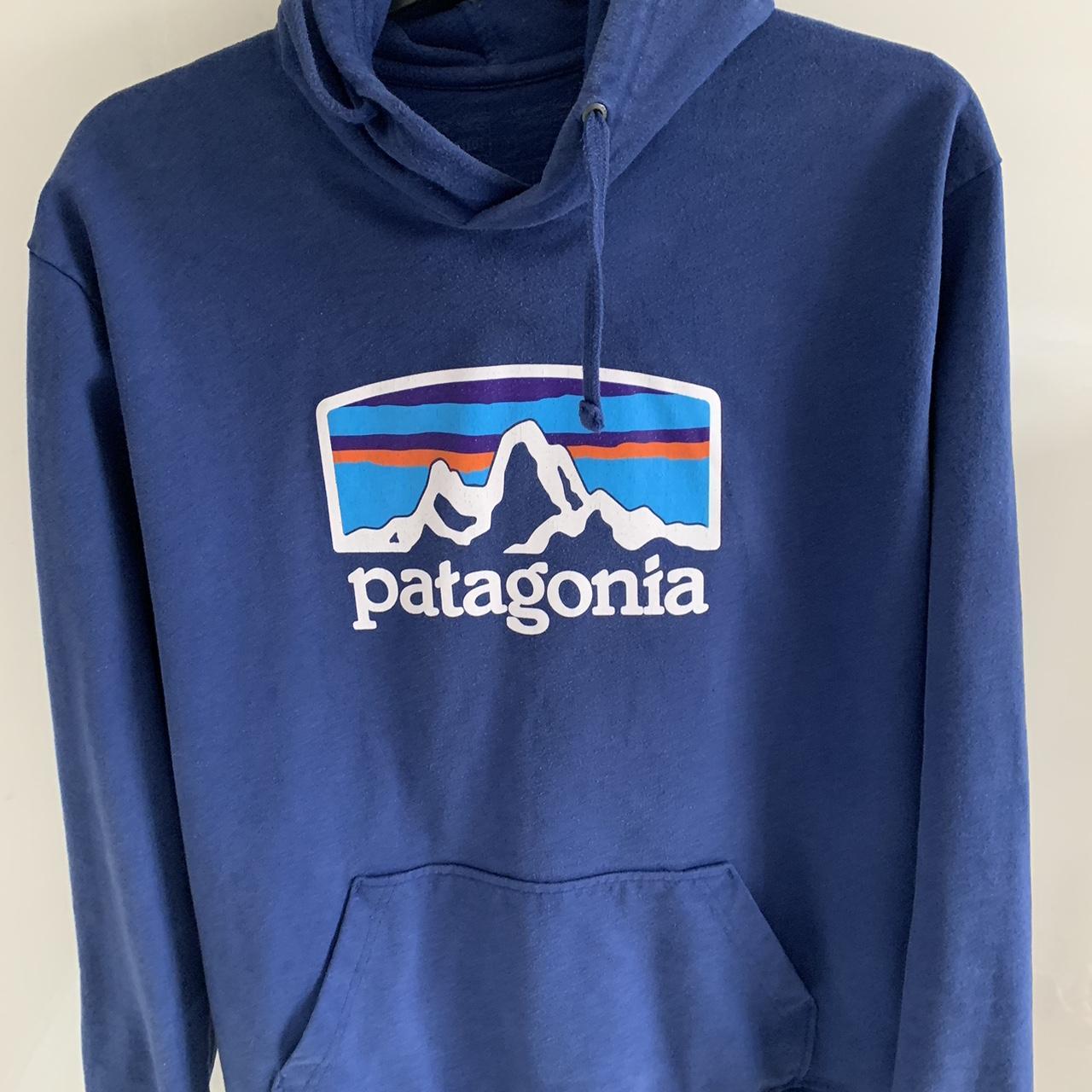 Blue Patagonia hoodie Size XL Thick and warm