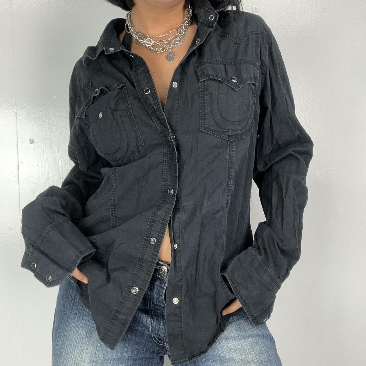 TRUE RELIGION Shirt 💋🔥 🔎Condition - great... - Depop