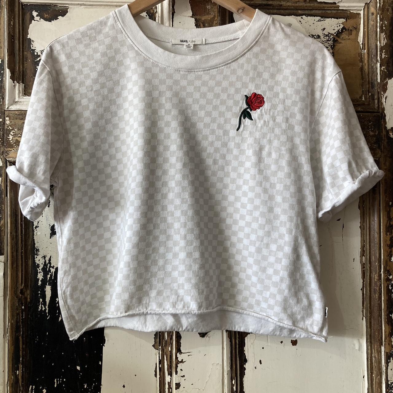 Vans Women's T-shirt | Depop