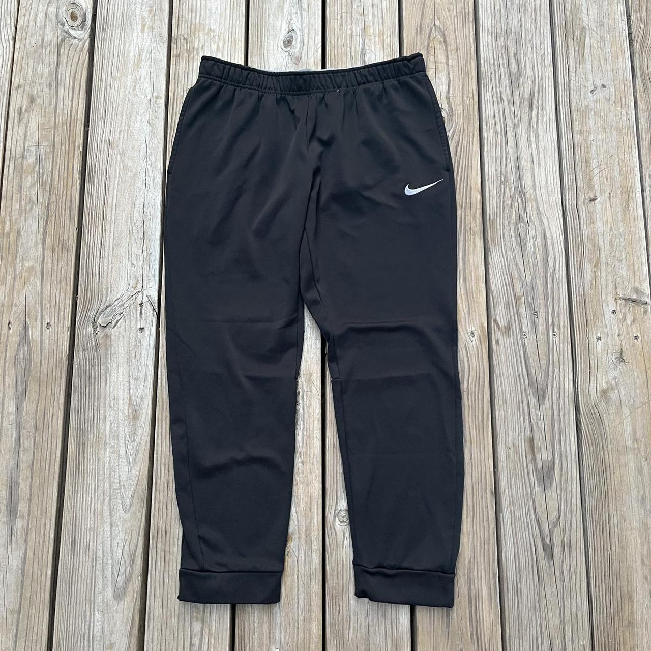 Nike therma-fit sweatpants black Women's size XL - Depop