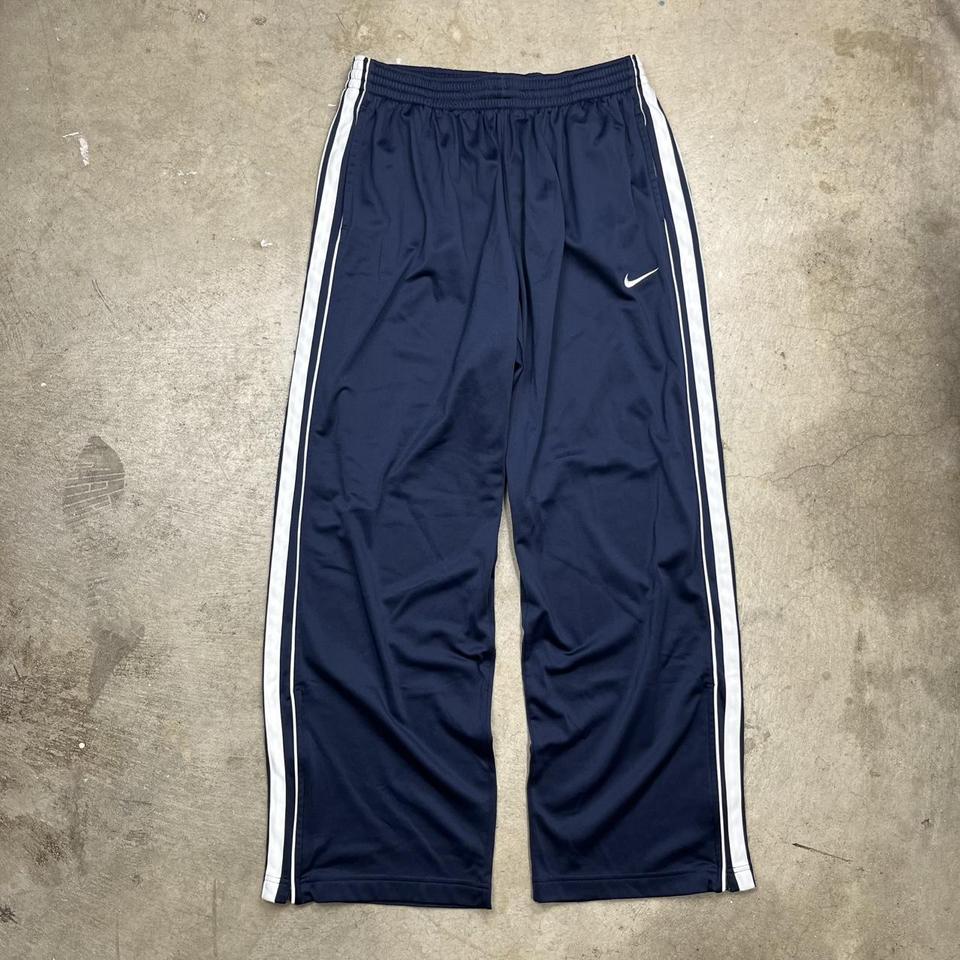 【高額売筋】 Vintage Depop | baggy stripe white sweatpants black Nike ウォーキング・ランニングウェア