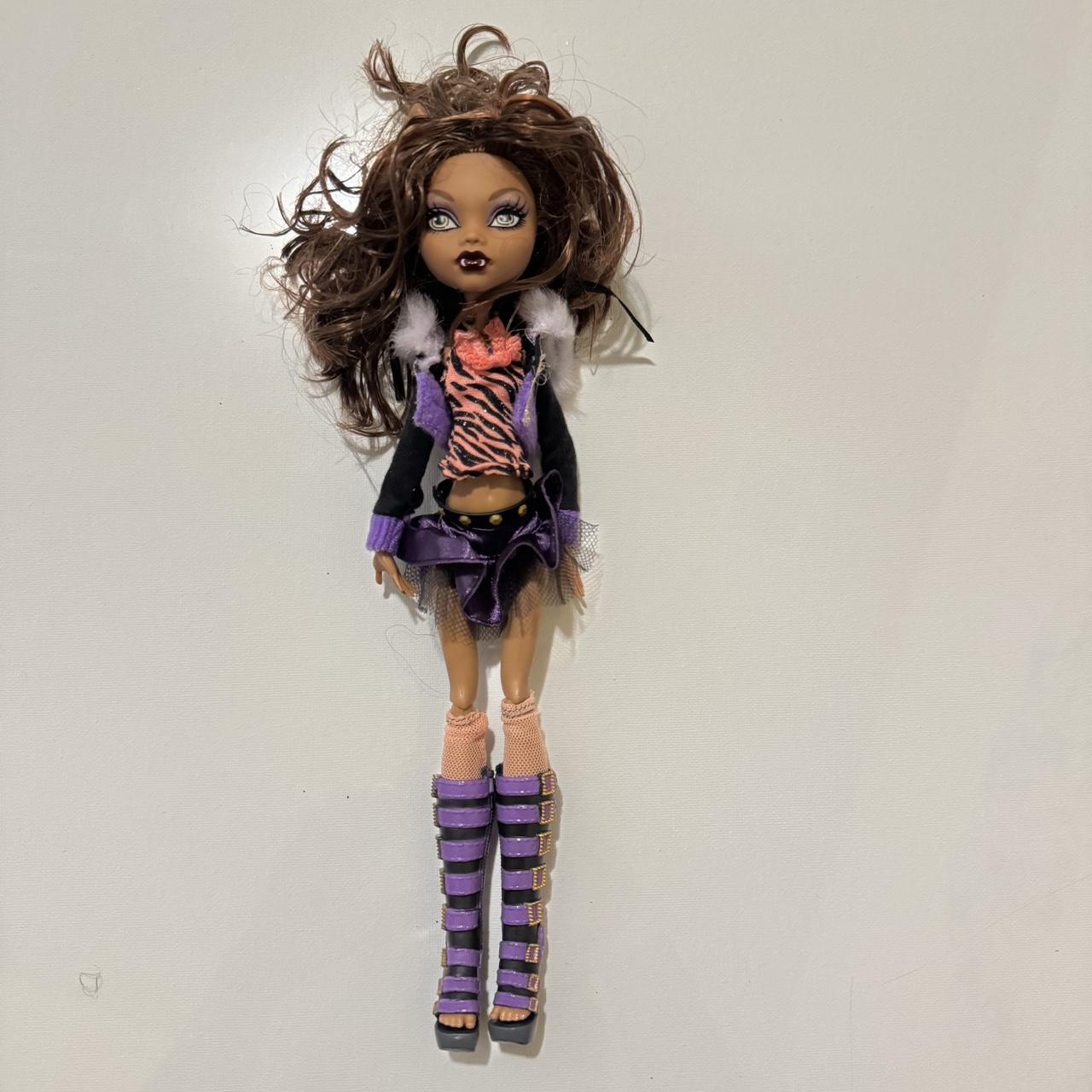 Monster high original store Clawdeen wolf