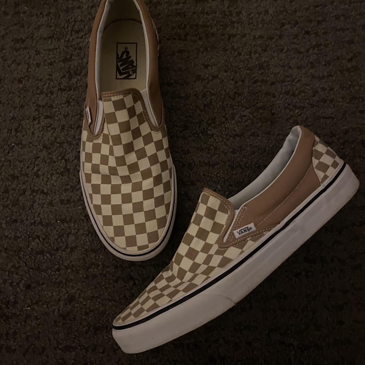 Vans deals checkered tan