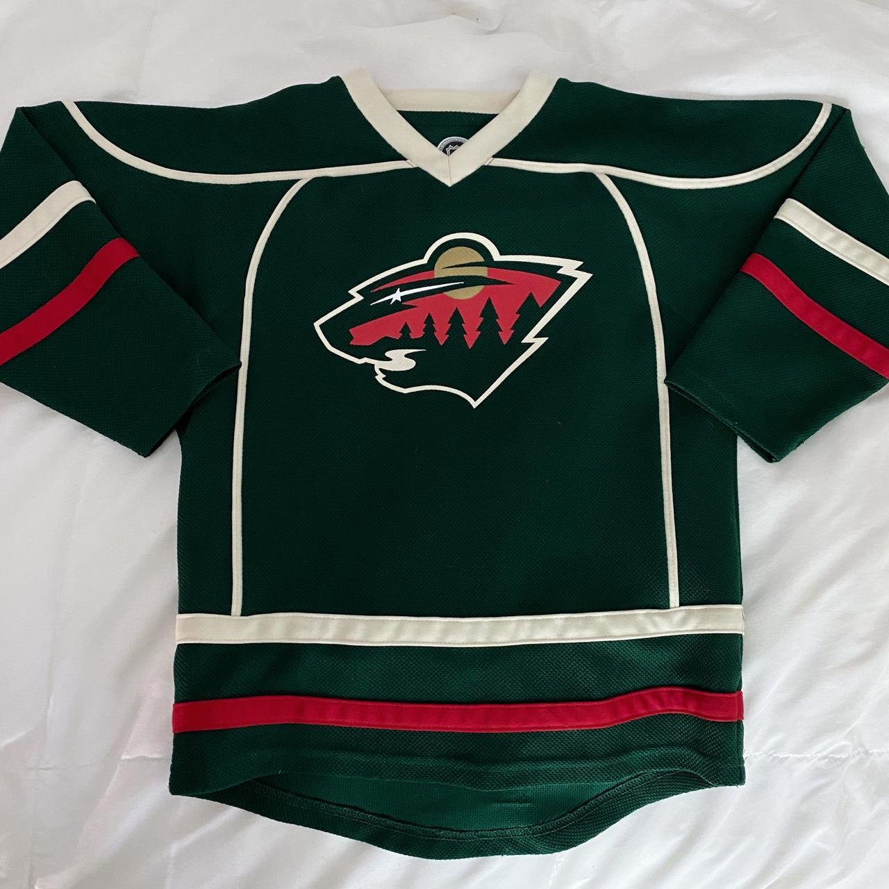 Womens wild hockey sale jersey