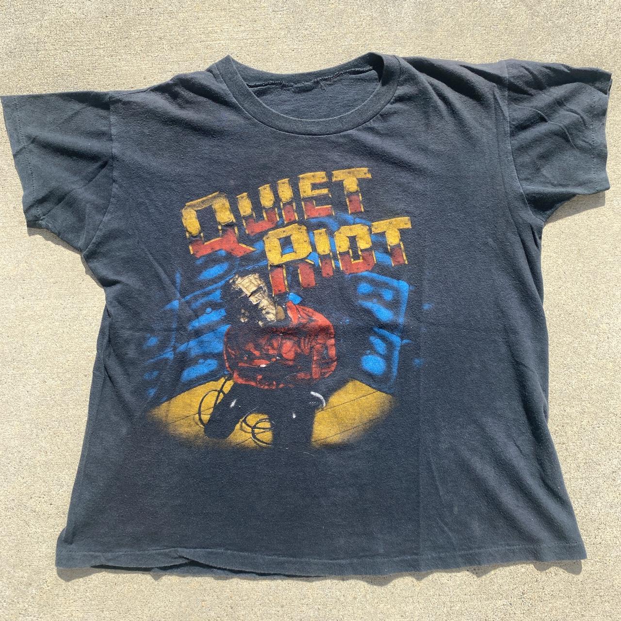 Vintage Quiet store Riot T-shirt