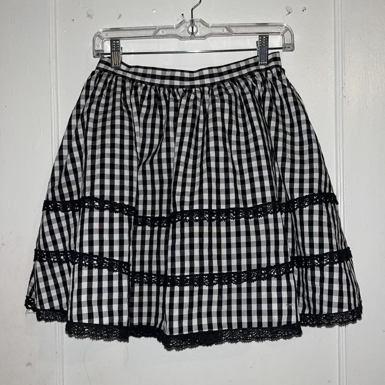 Women's White and Black Skirt | Depop