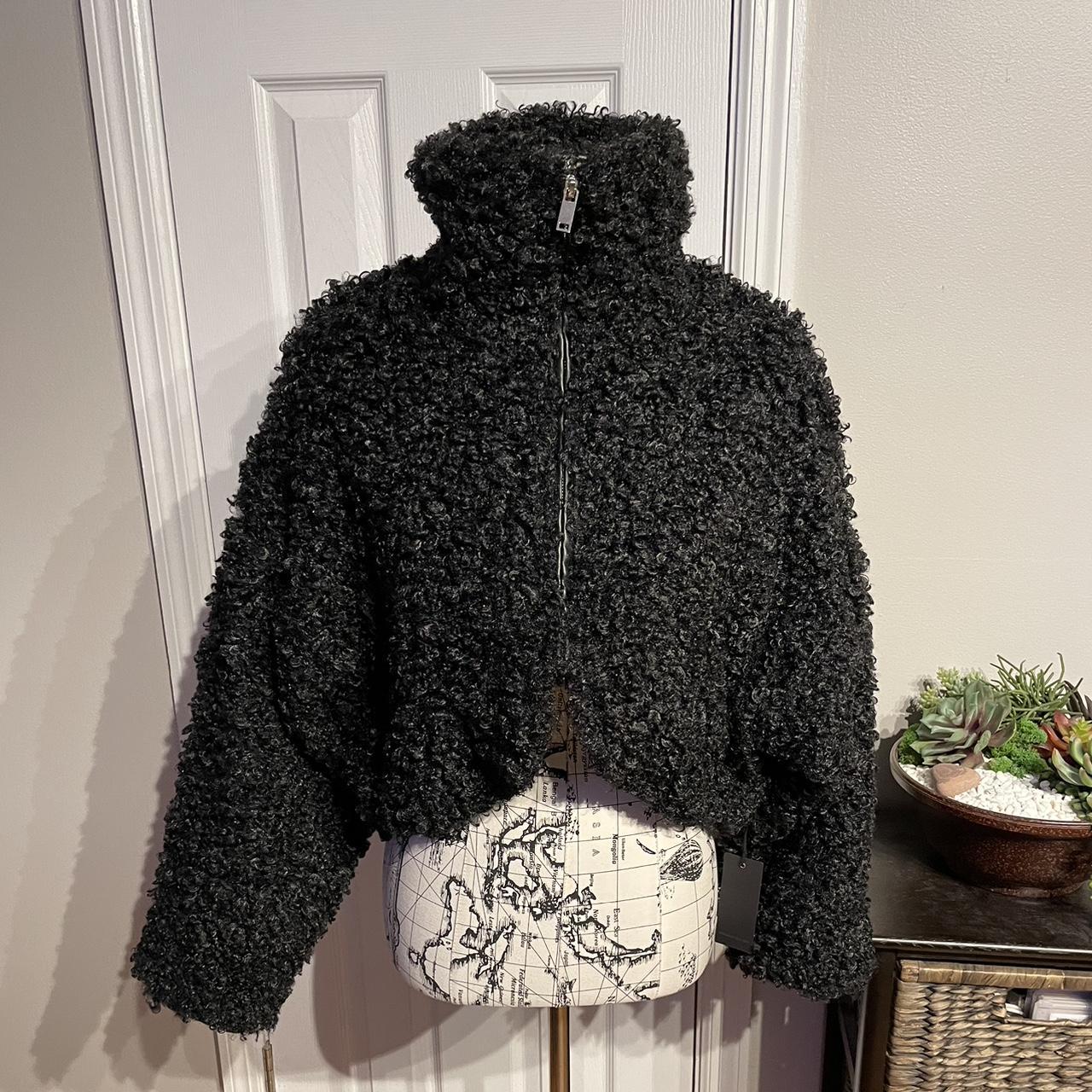 Forever 21 black fuzzy jacket best sale