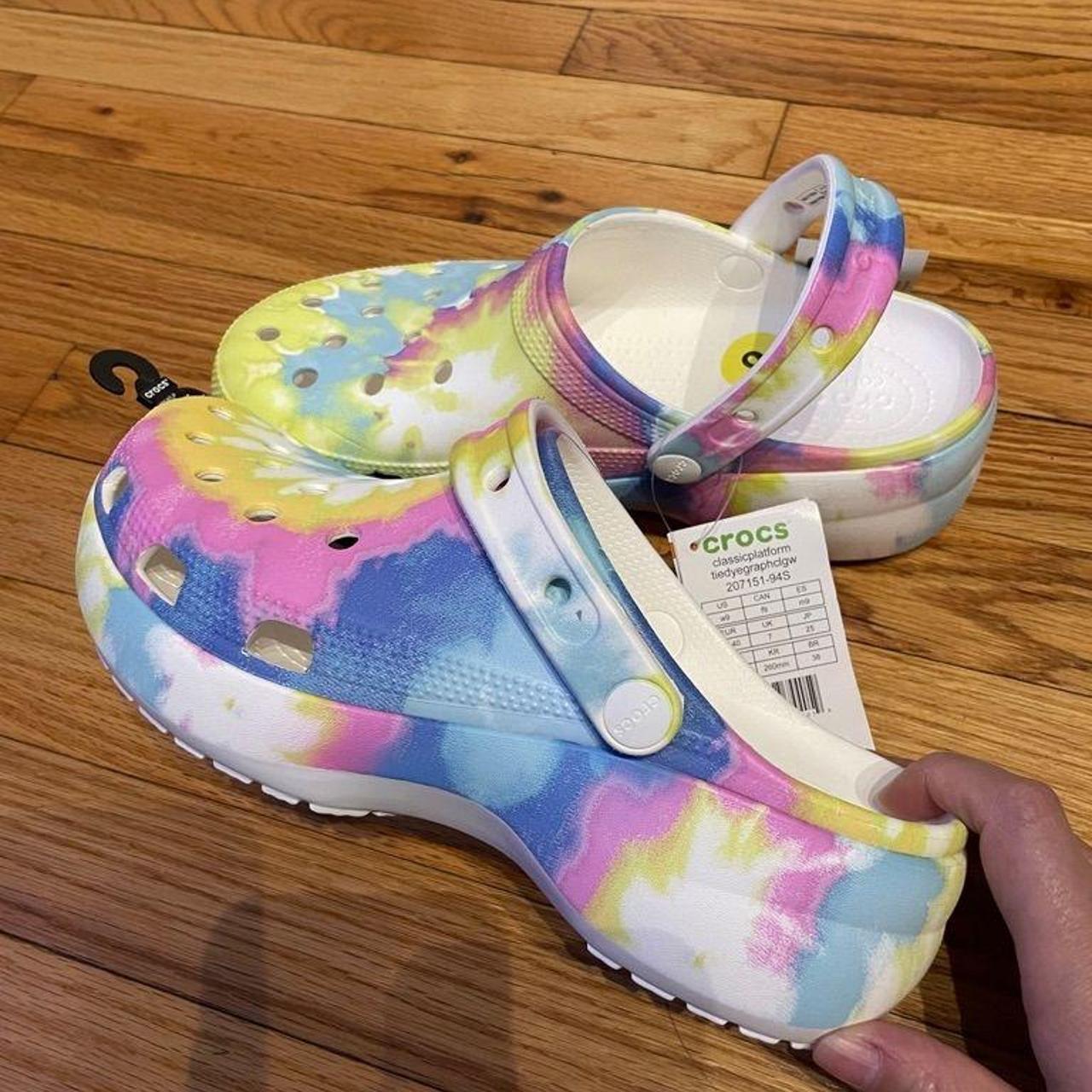 Pastel rainbow crocs online