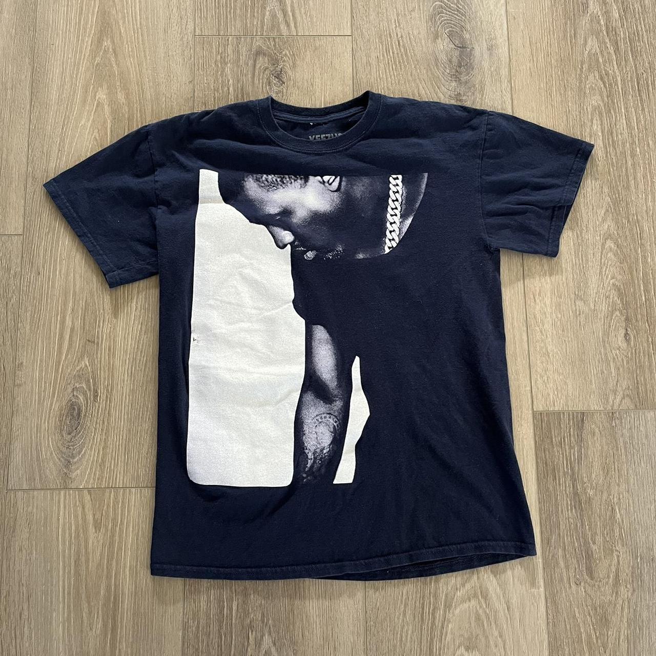 Yeezy Men's Navy T-shirt | Depop