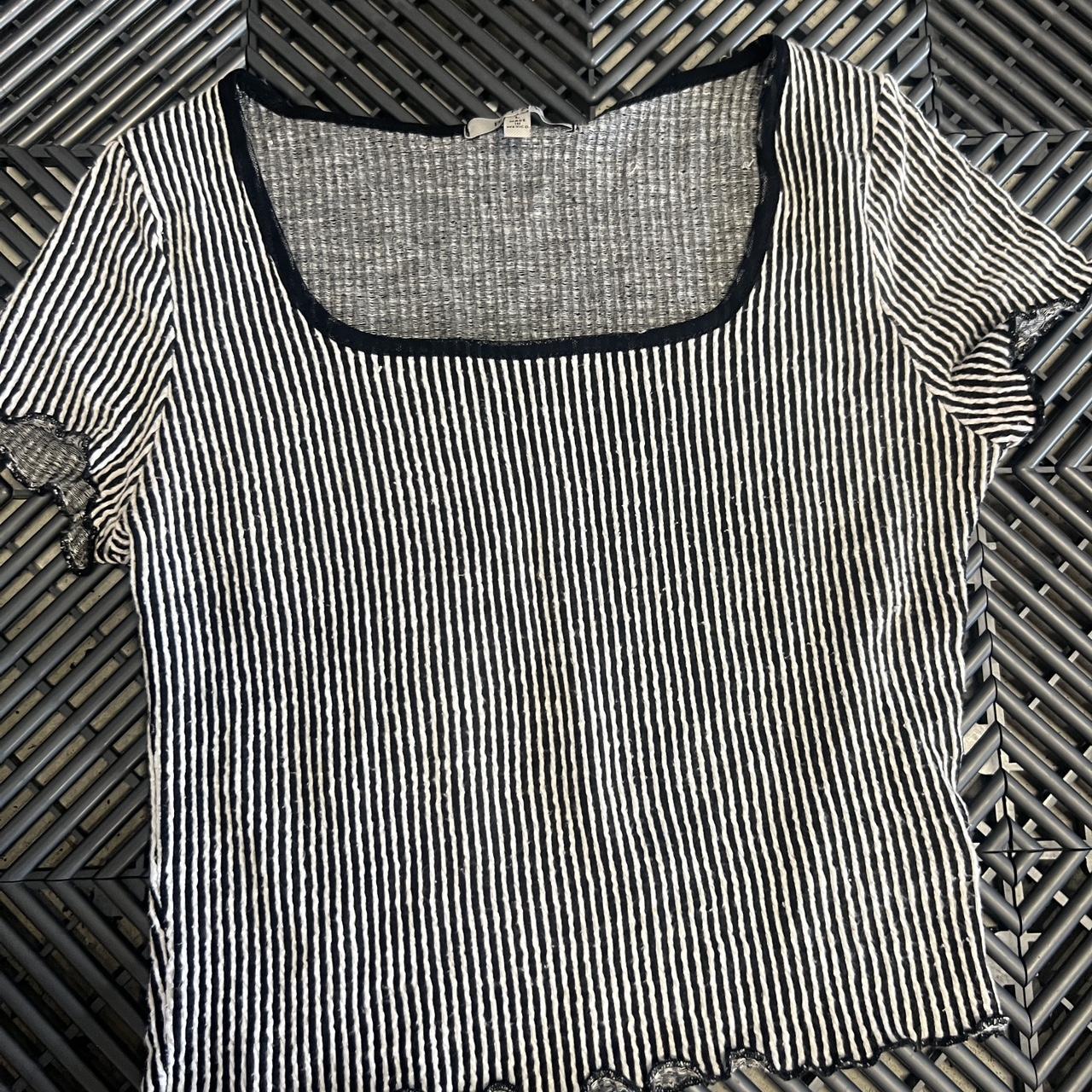 Papaya Women's White and Black Blouse Depop