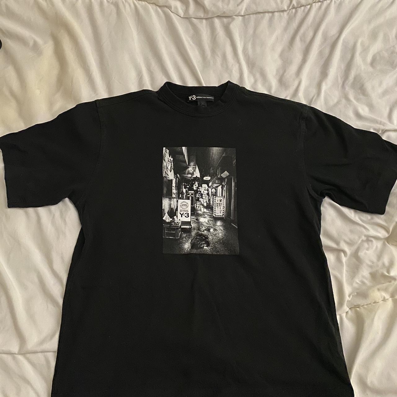 Y-3 Men's Black T-shirt | Depop