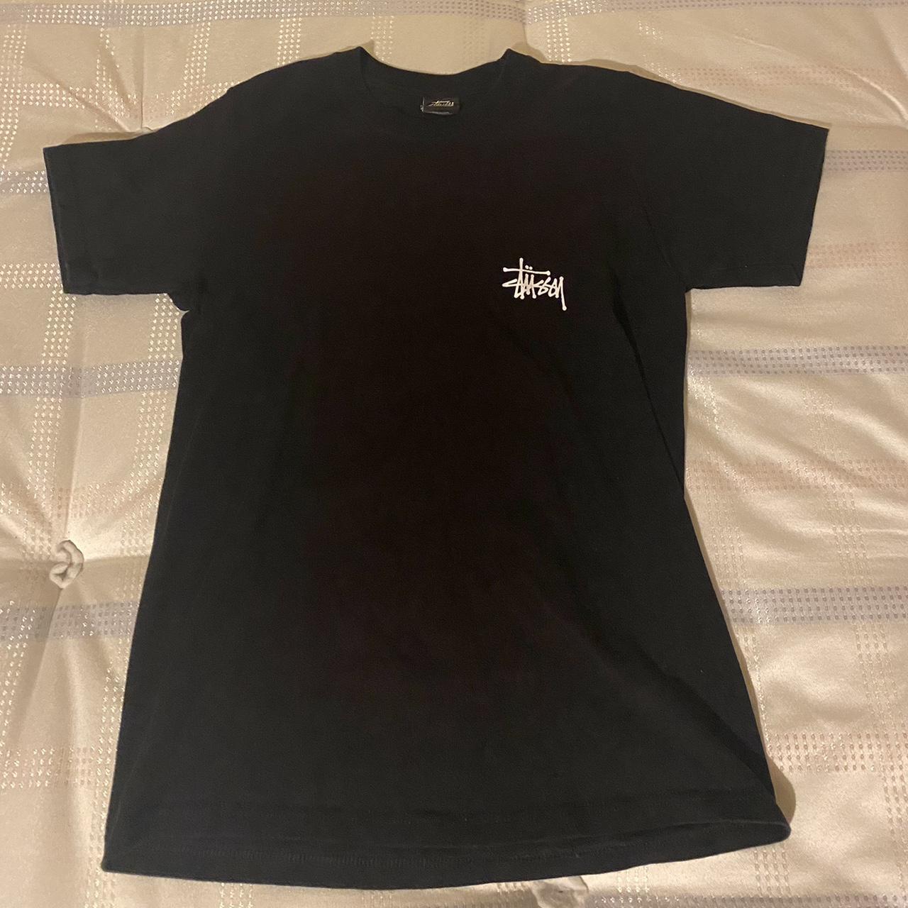 Stüssy Men's Black T-shirt | Depop