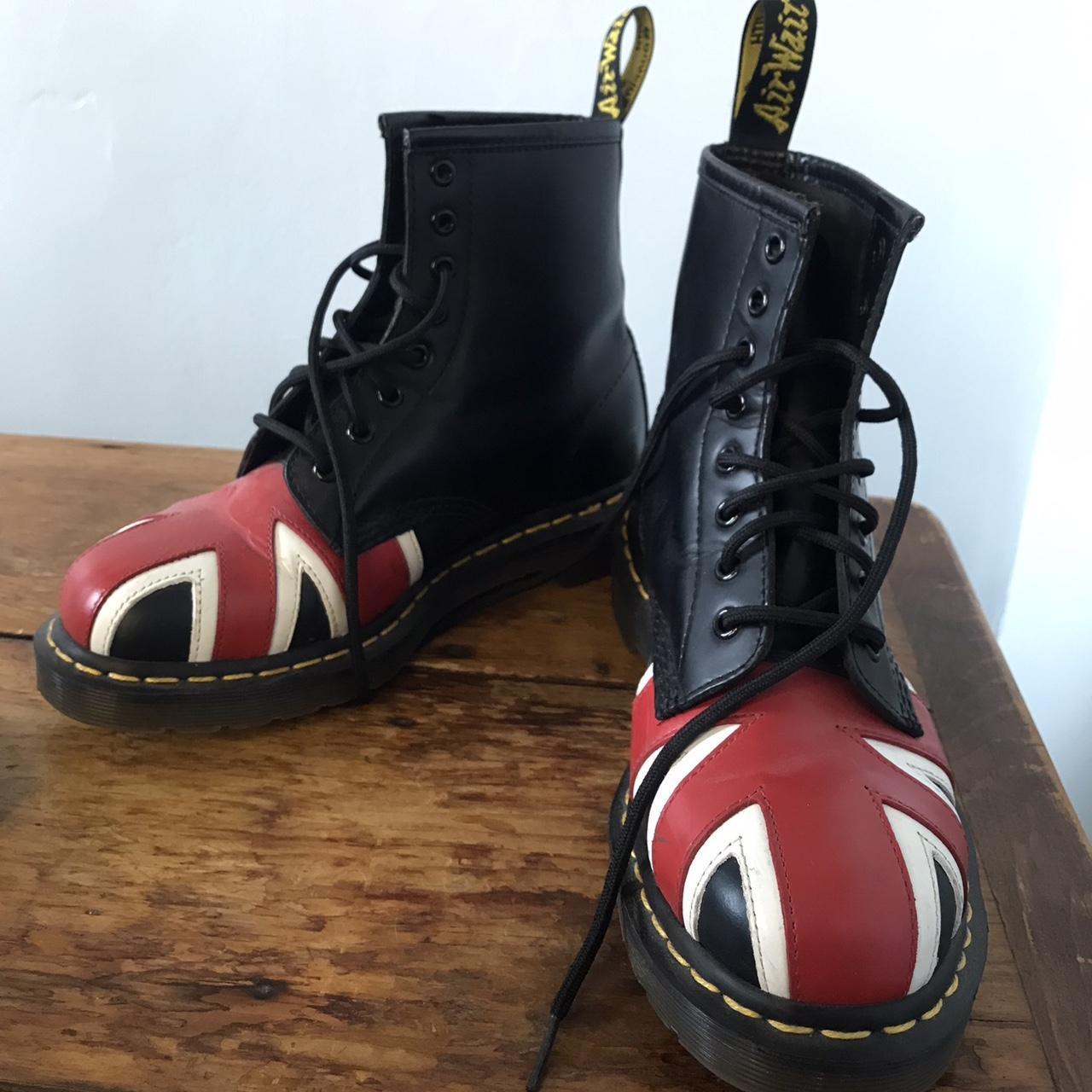 Dr martens hotsell uk flag