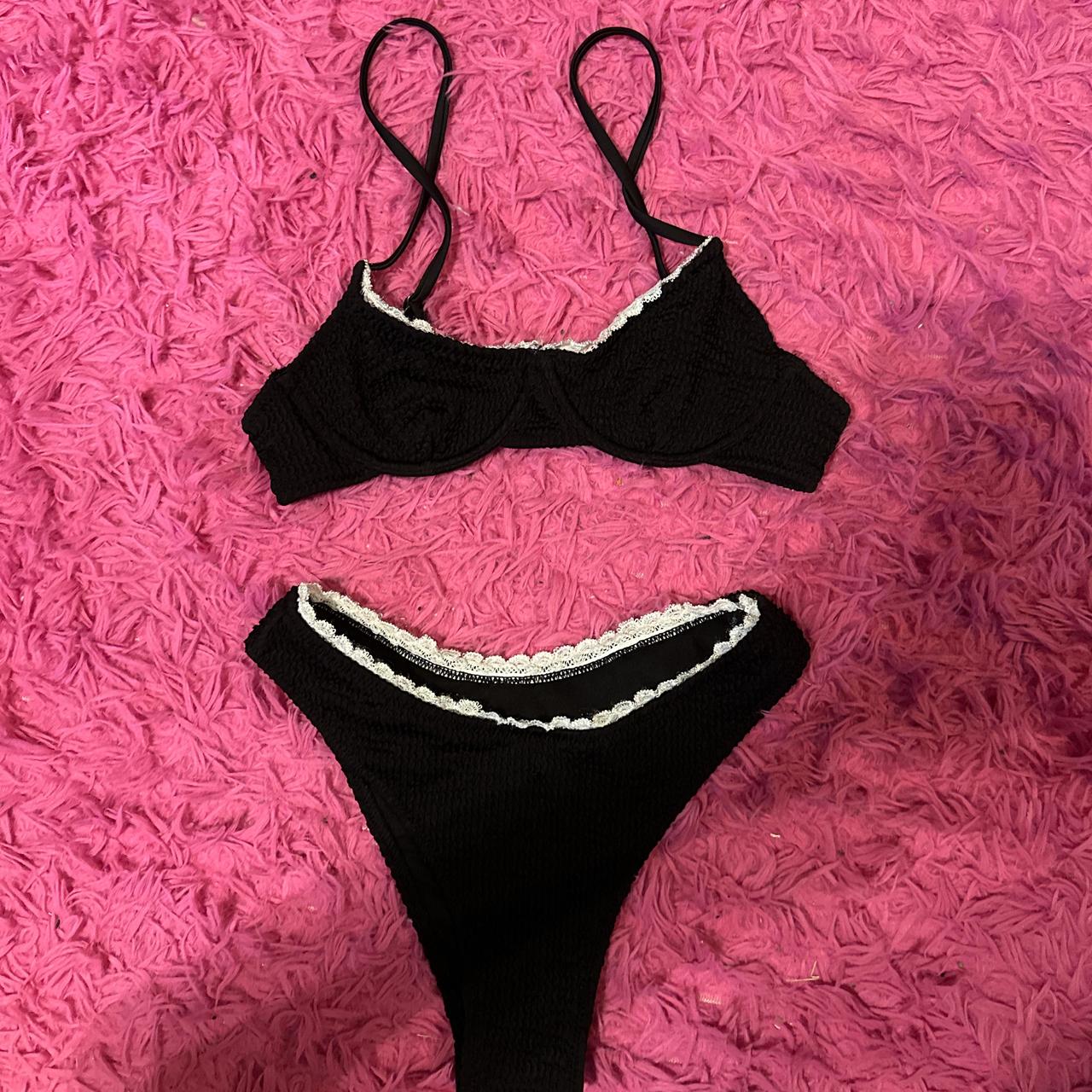 item listed by georgiabarbara