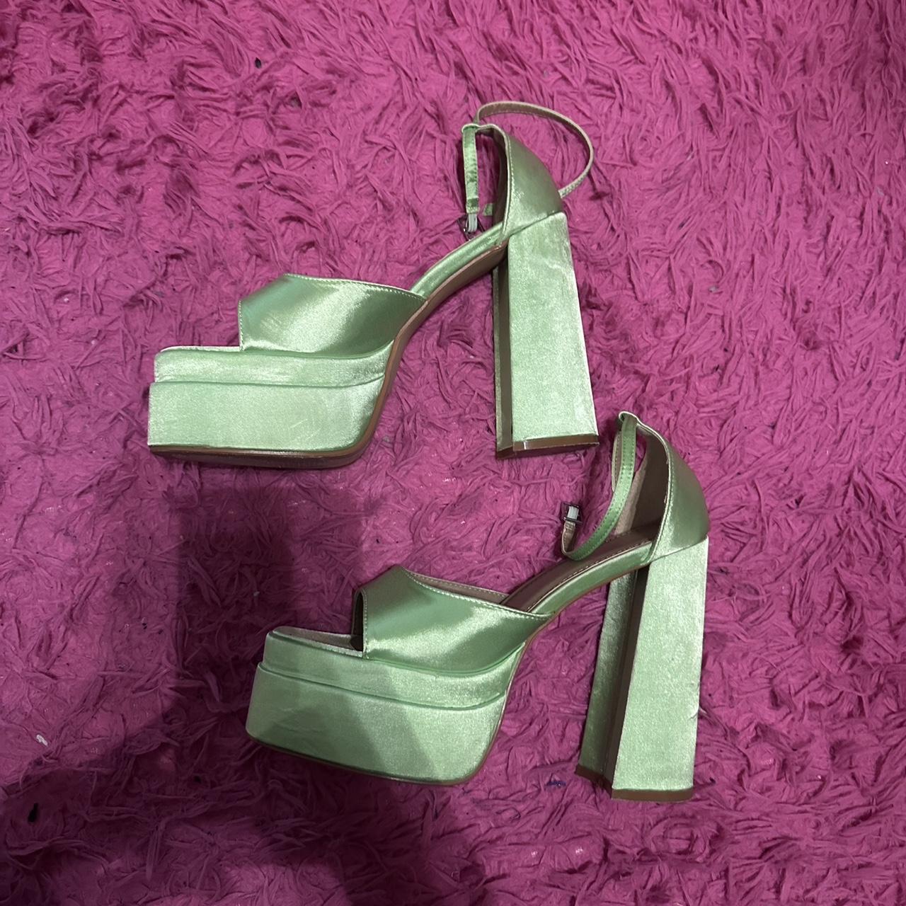 item listed by georgiabarbara