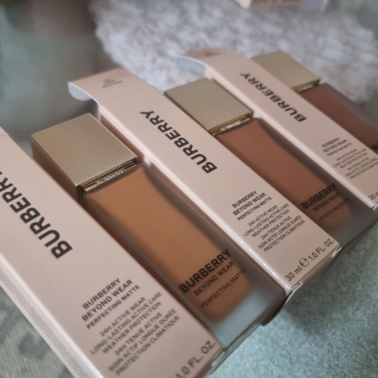BURBERRY アイクアッド 01 バーバリー アイ クアッド Burberry Beauty（バーバリー