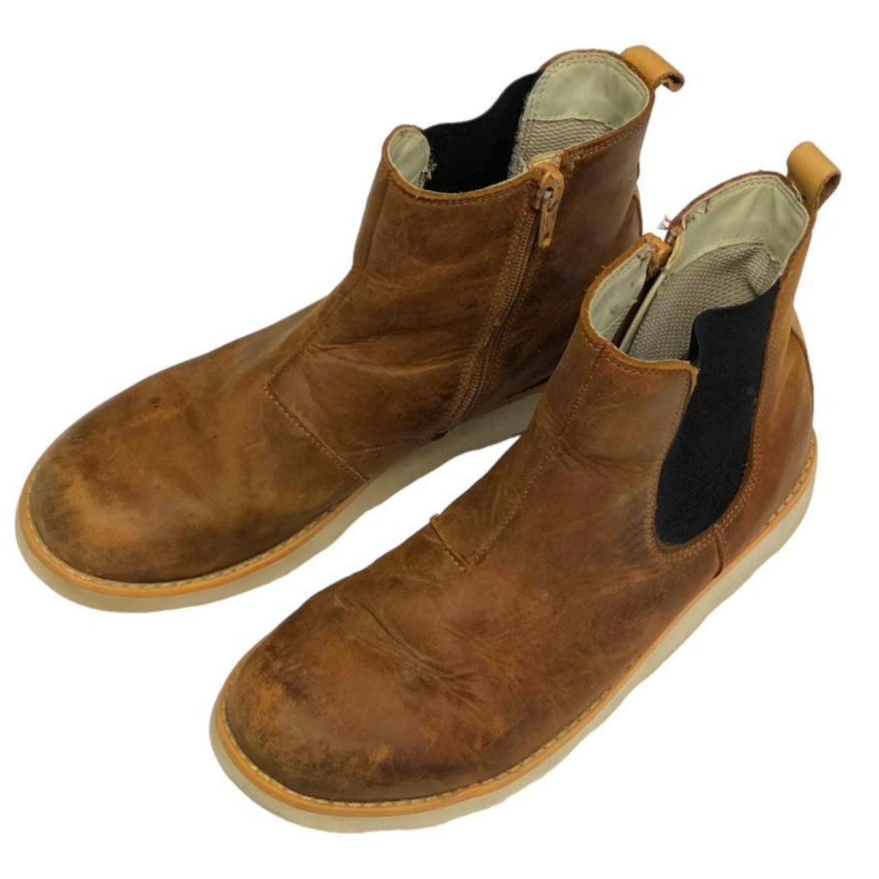 clarks chelsea boots