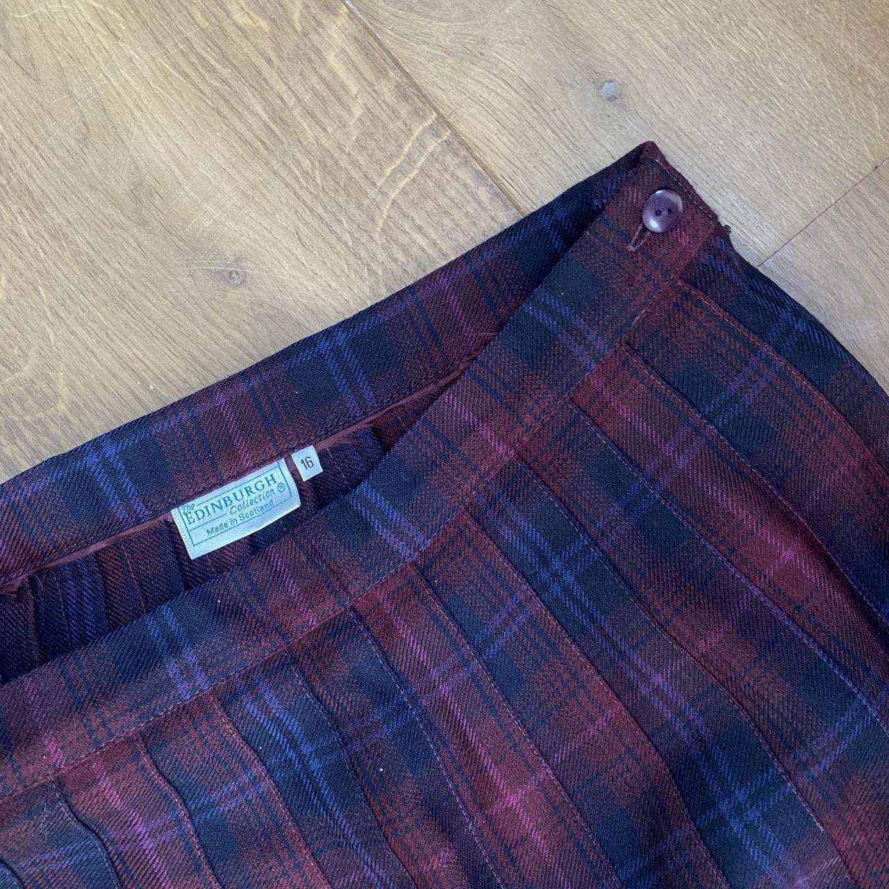 Edinburgh Woollen Mill Women's Burgundy and Navy Skirt Depop