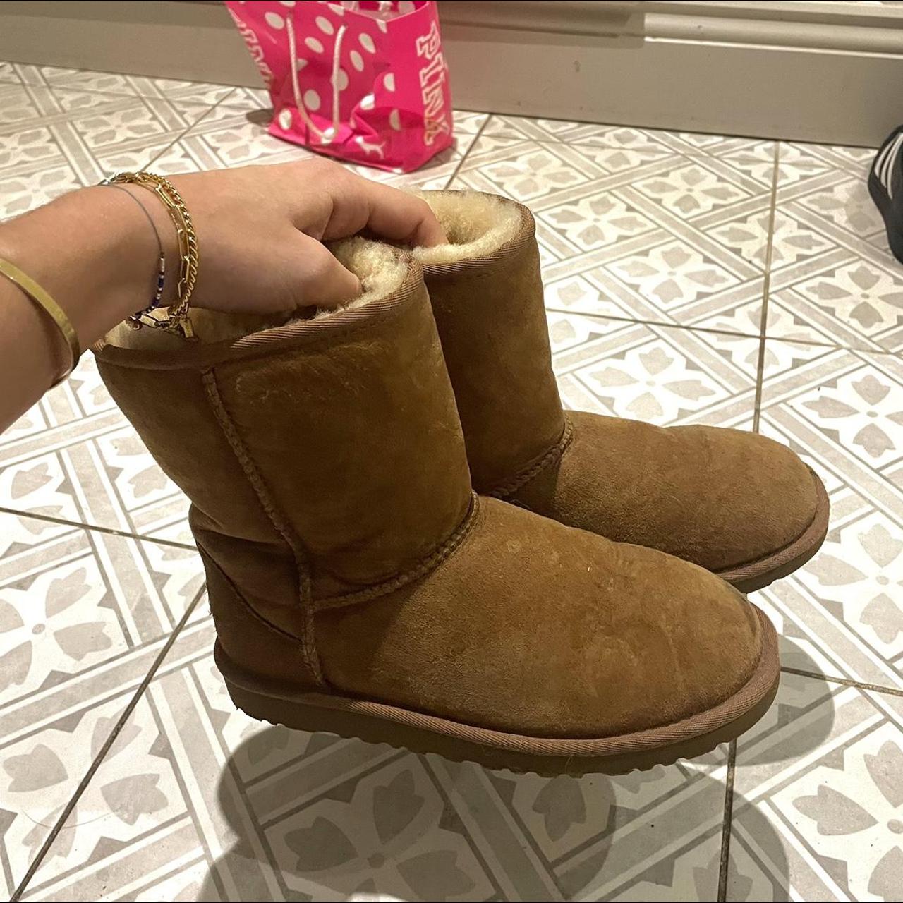 Chestnut Mini Uggs Worn A Few Times But Very Good Depop   P0 