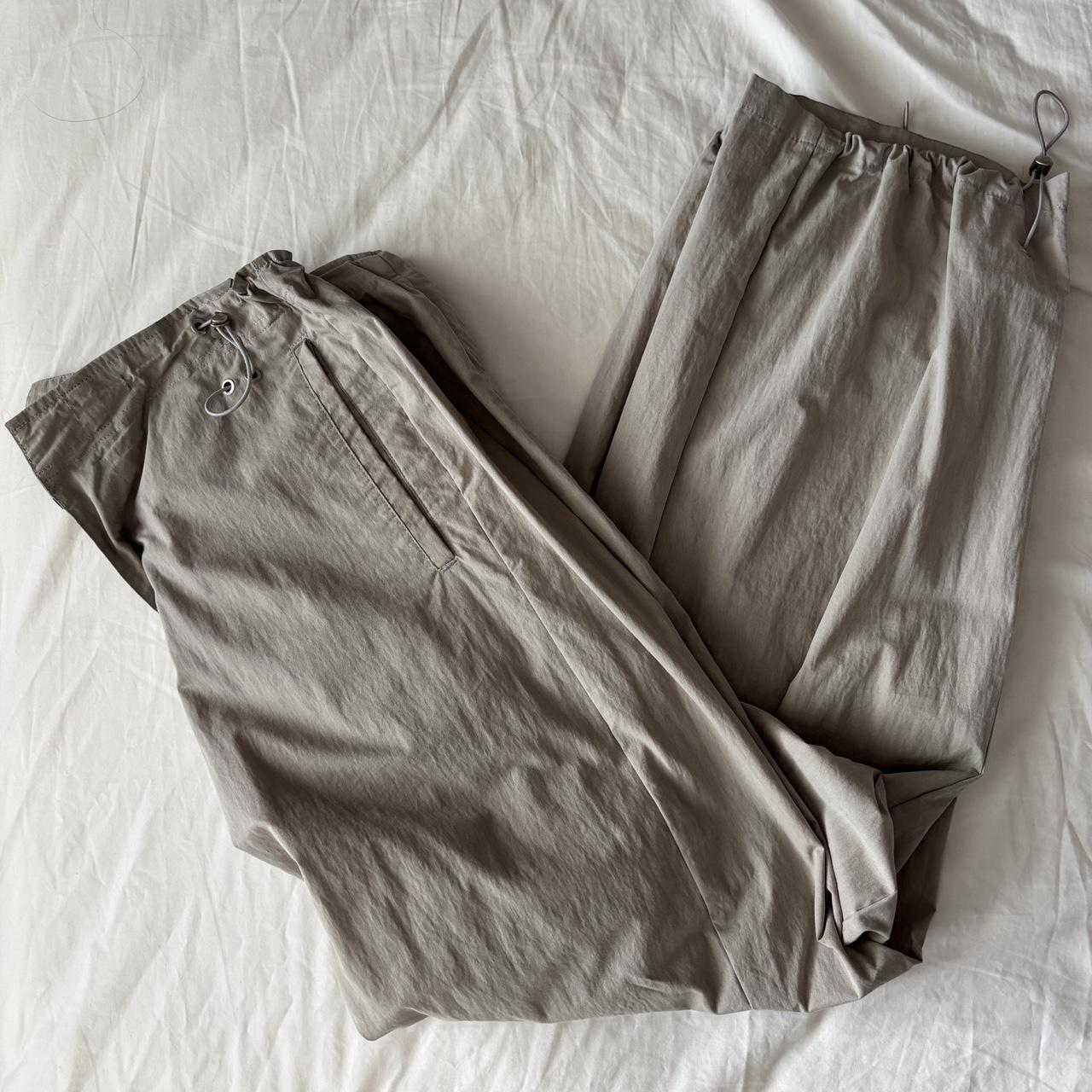 item listed by daliaalt