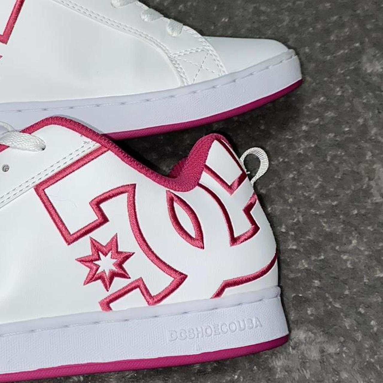DC Shoes Women's Pink and White Trainers (4)