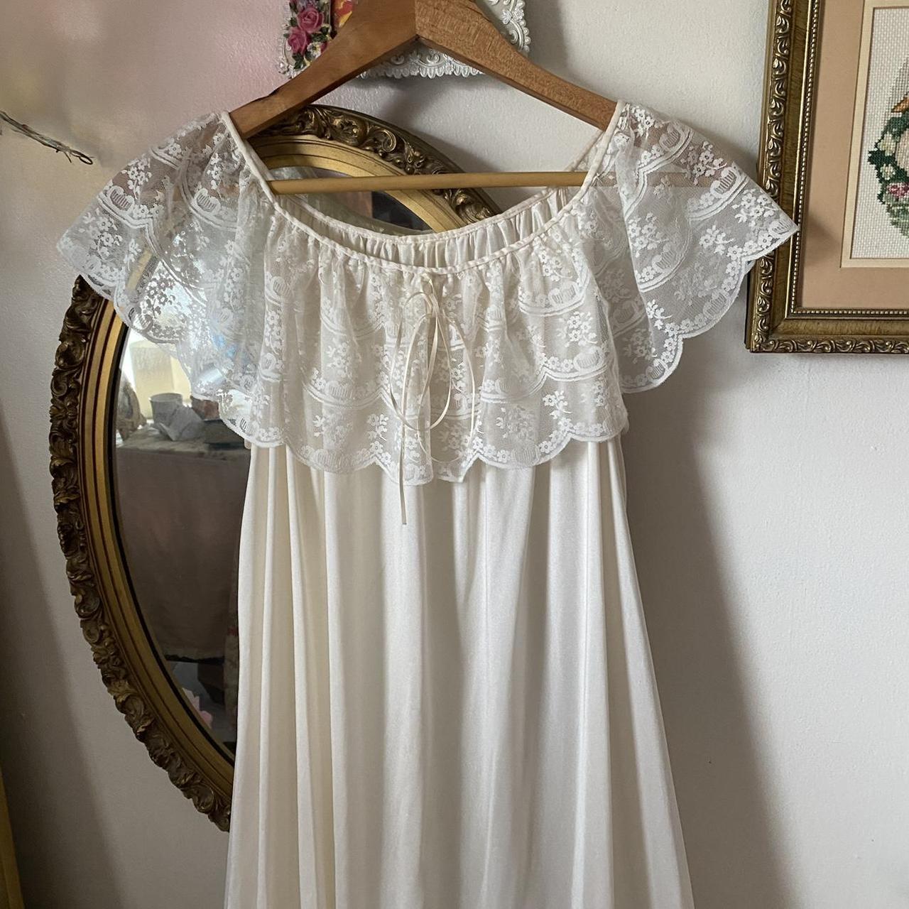 Women S Cream And White Dress Depop