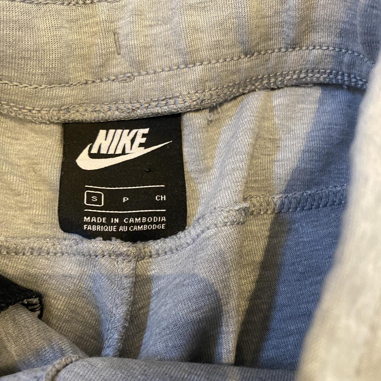 mens old nike tech fleece