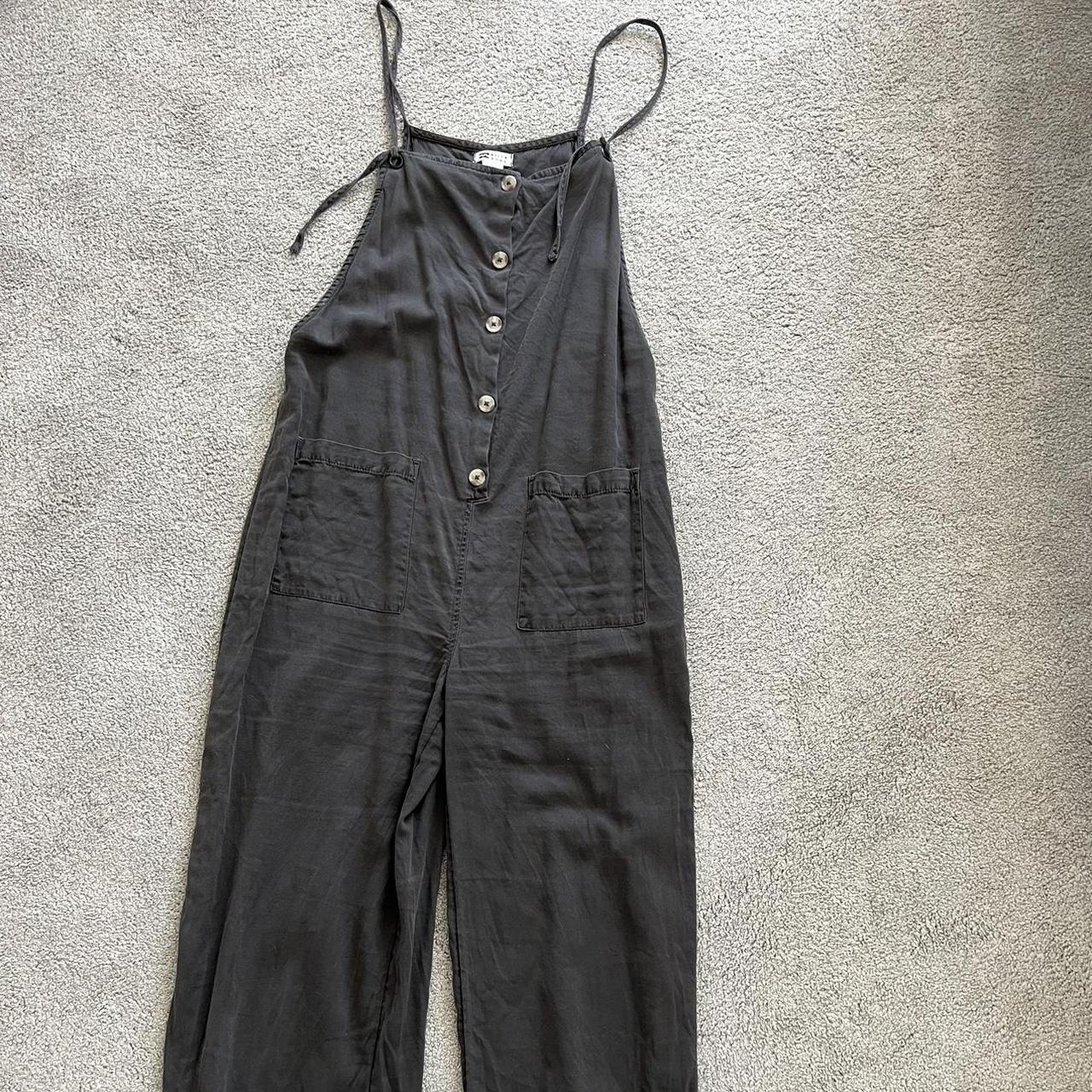 Billabong Women's Black Dungarees-overalls | Depop