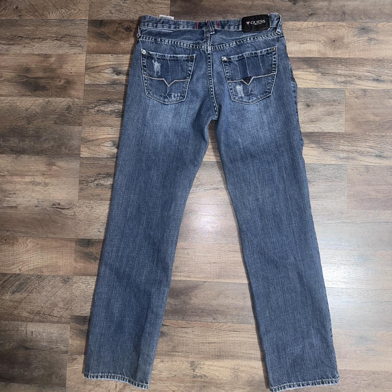 Super cute vintage guess jeans Size 30 x 32