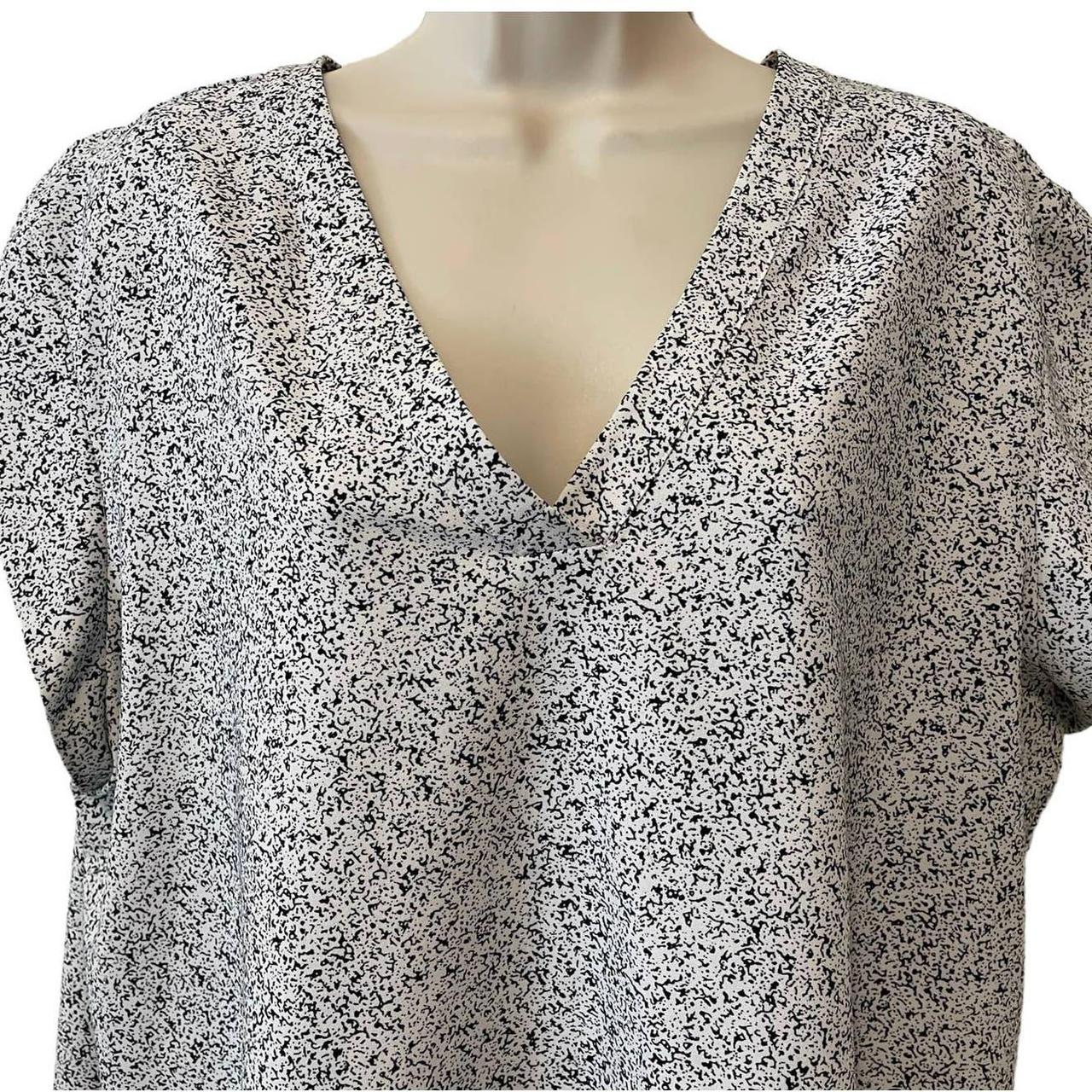 Hilary Radley Ladies' Printed V-Neck Short Sleeves Blouse