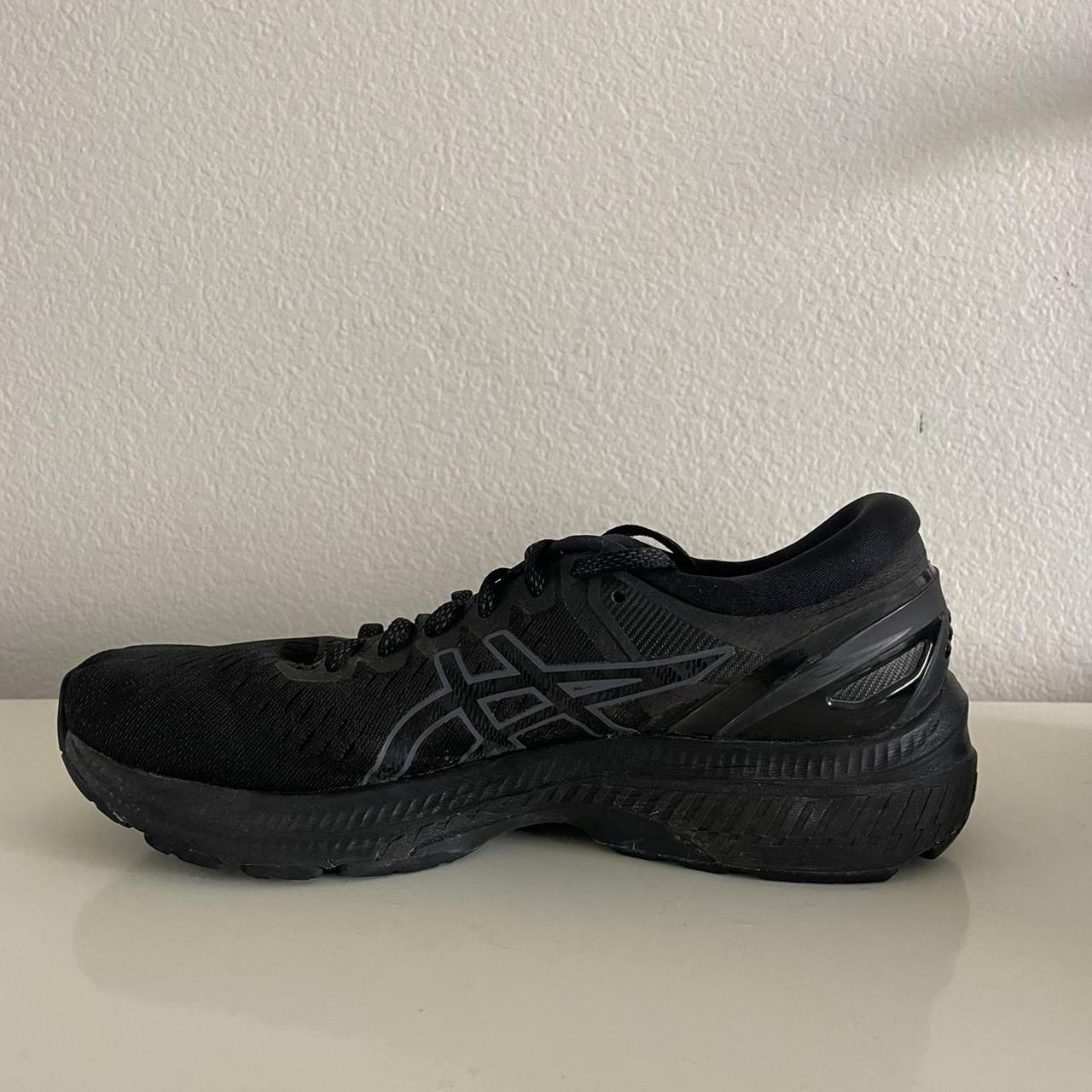 asics ladies black trainers