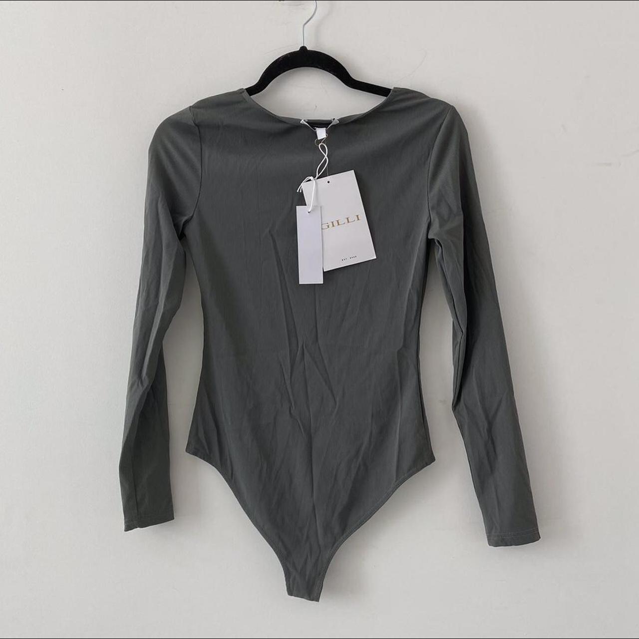 Gilli Women’s Long Sleeve Square Neck Bodysuit Size... Depop