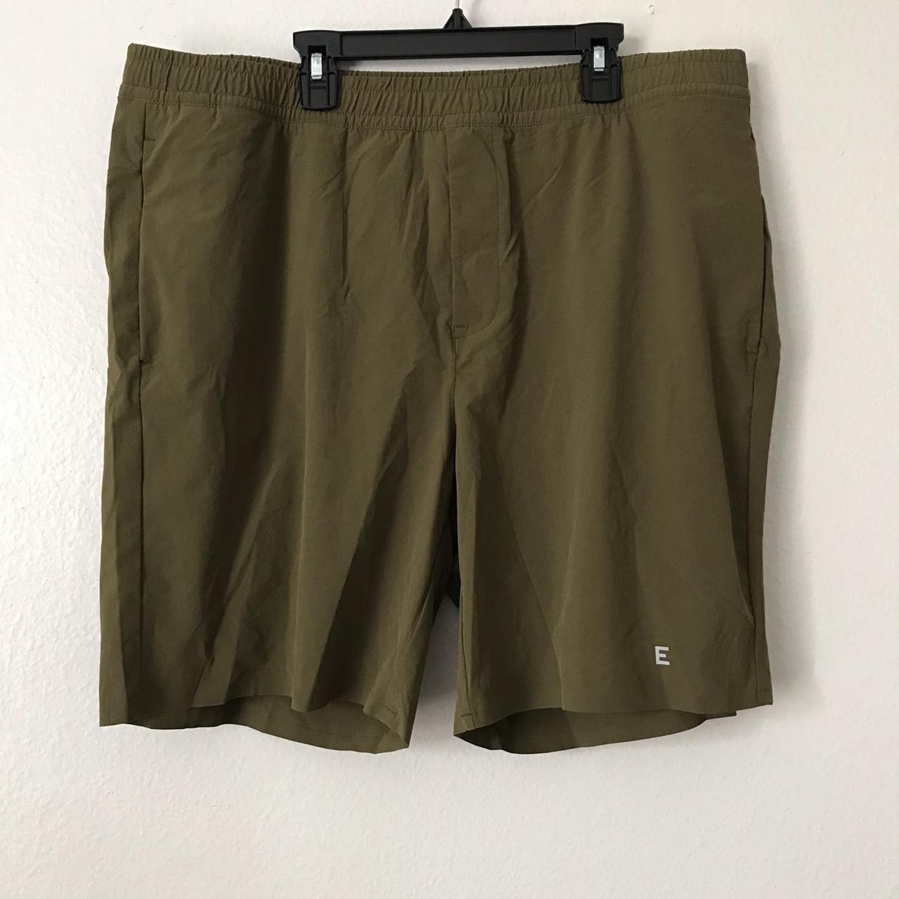 Everlane Men’s The Sport Short Uniform Size... Depop