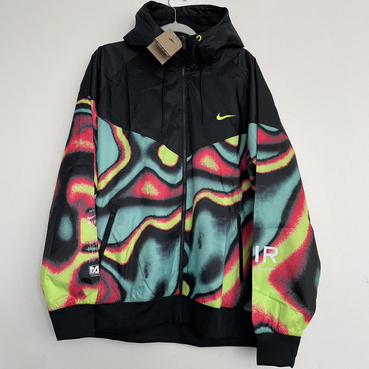 Nike windrunner hot punch best sale