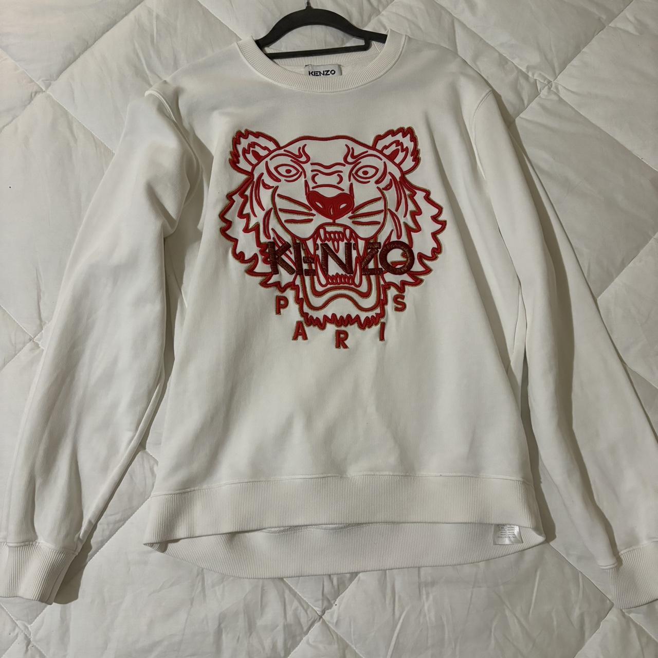 Size medium kenzo jumper worn 3 times Immaculate. Depop