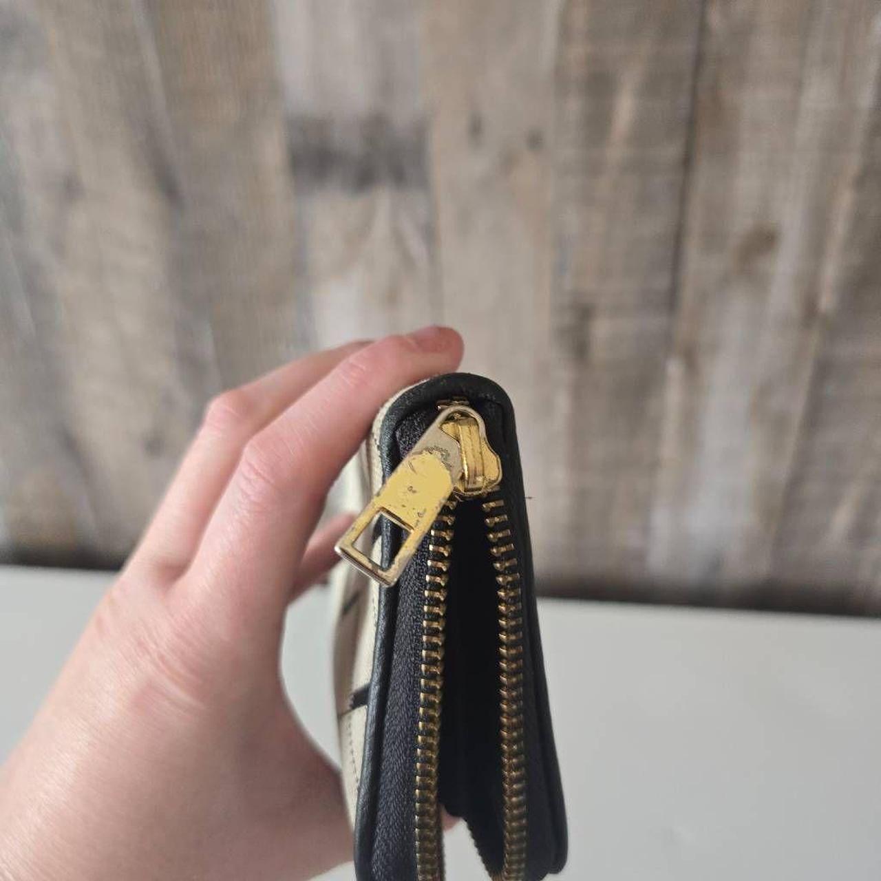 Fossil Women's Wallet - Grey/Black – Fossil Sydne… - image 5