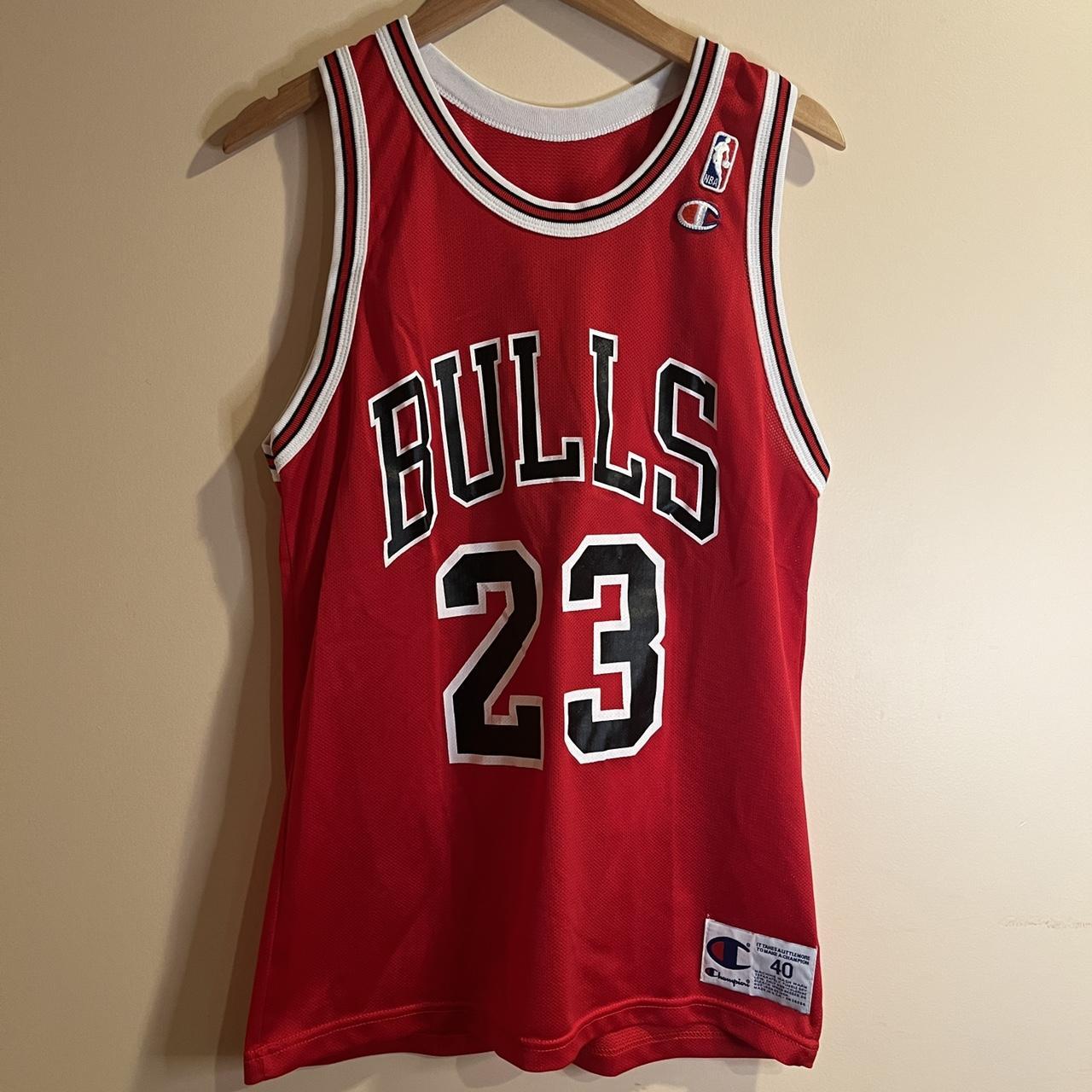 Vintage Champion Chicago Bulls Michael Jordan 90s NBA Jersey 