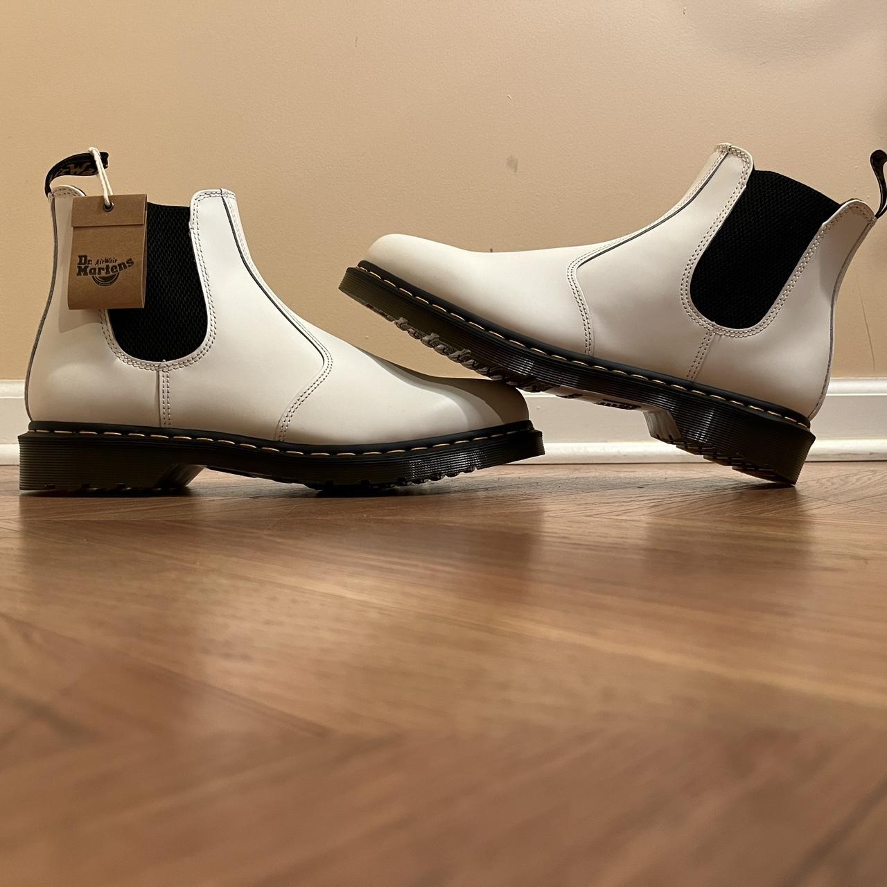 Dr martens 2024 white boots sale