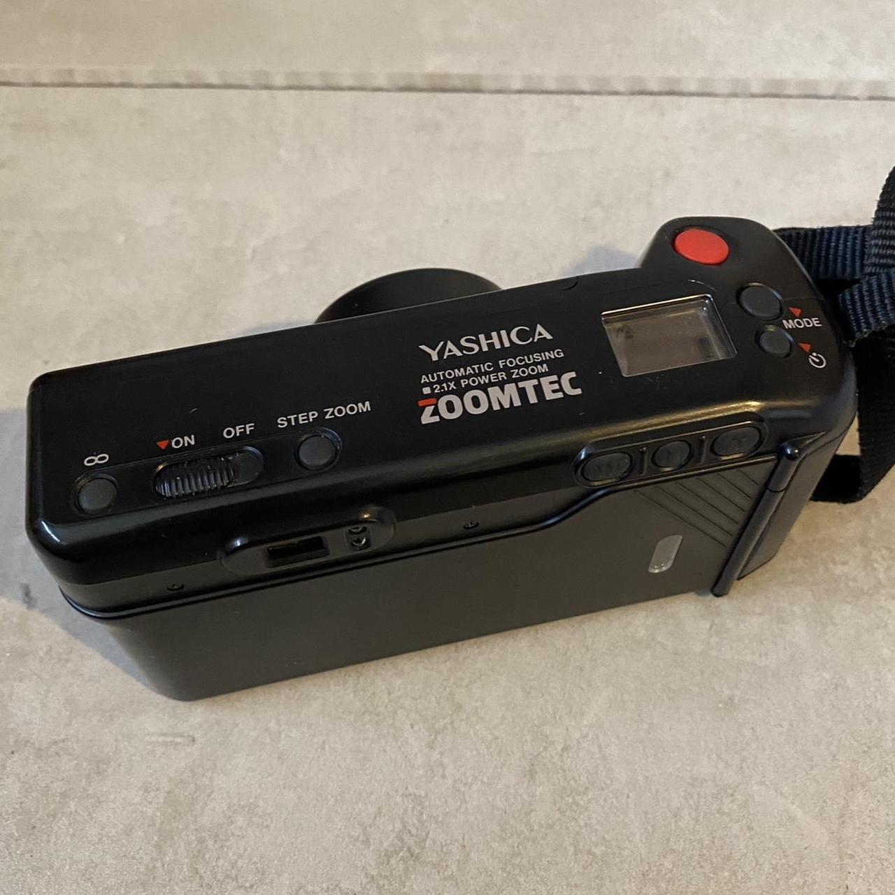 YASHICA zoom tec Film camera Battery tested Depop