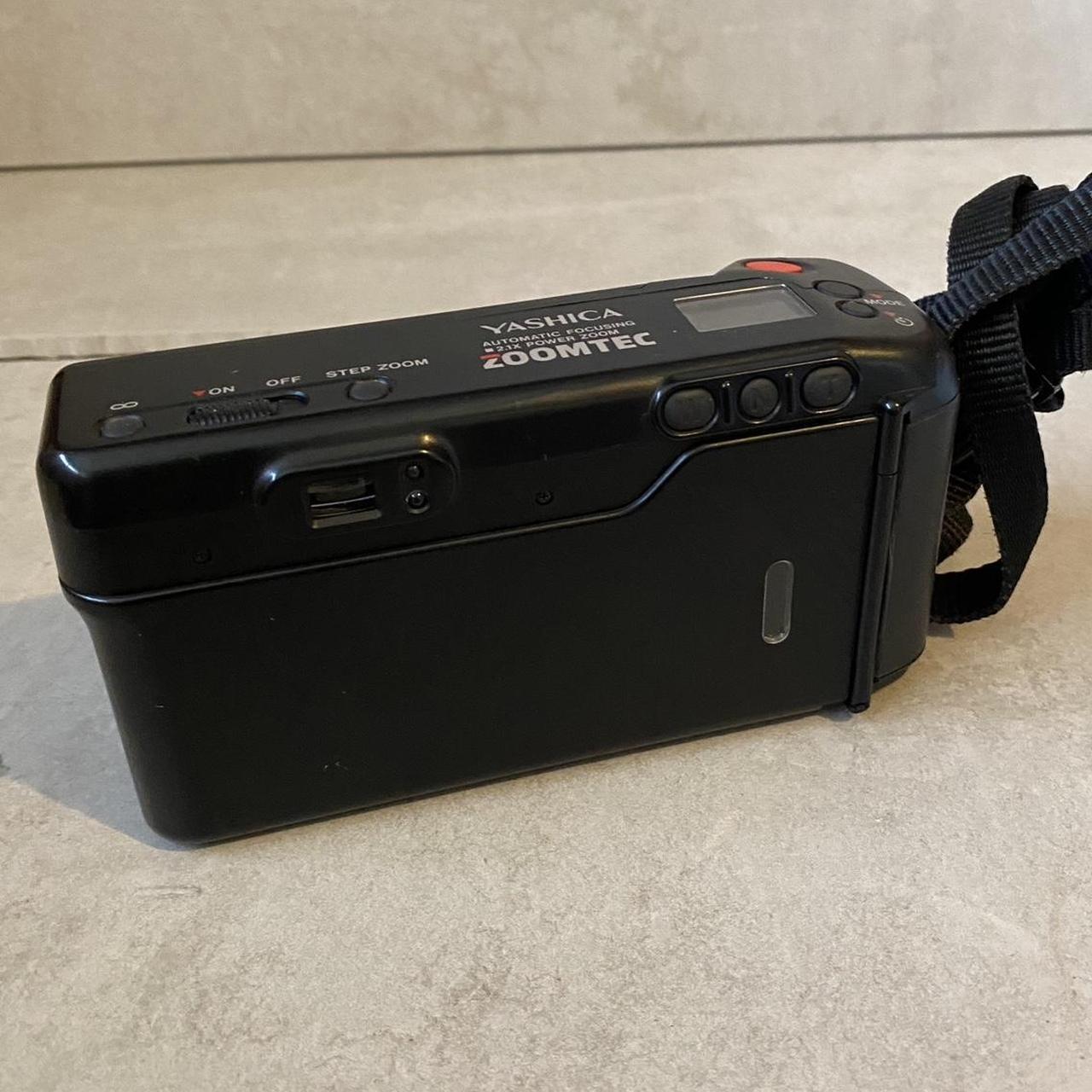 YASHICA zoom tec Film camera Battery tested Depop