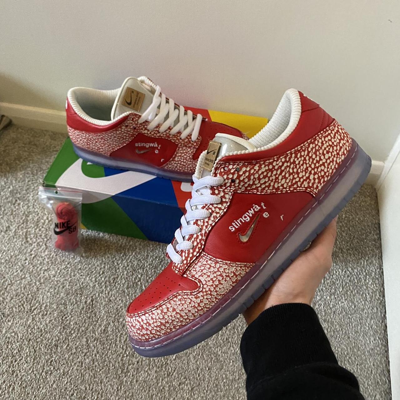 sb dunk low stingwater resell