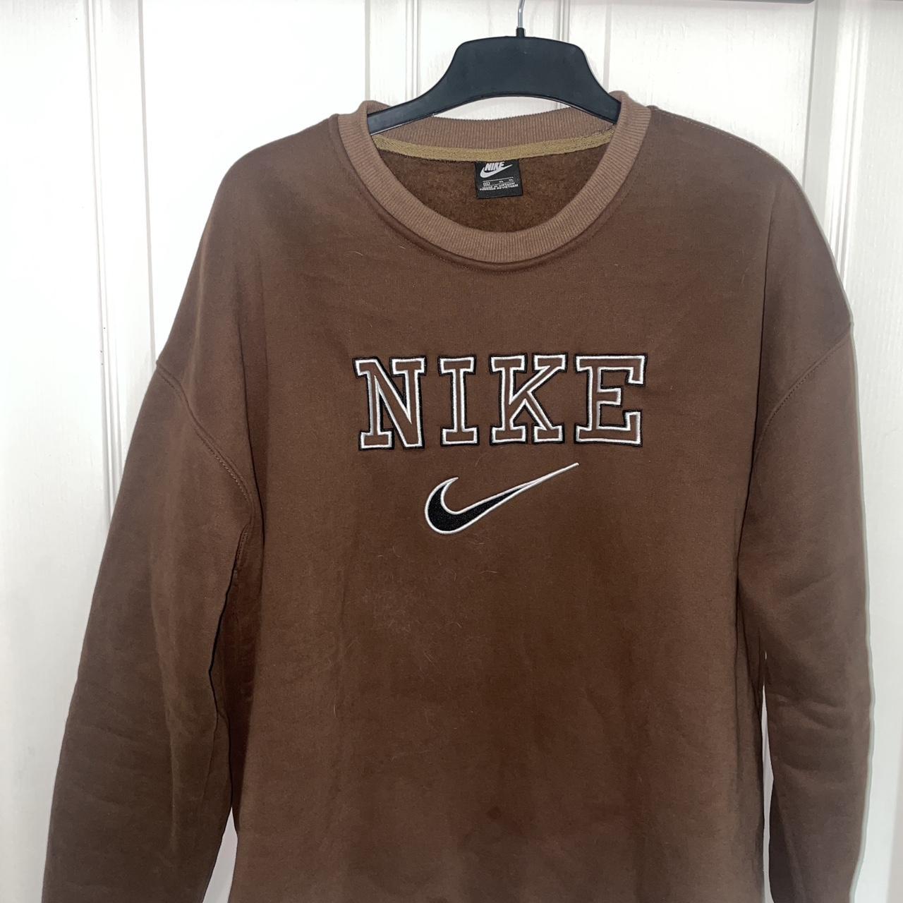 brown vintage nike jumper