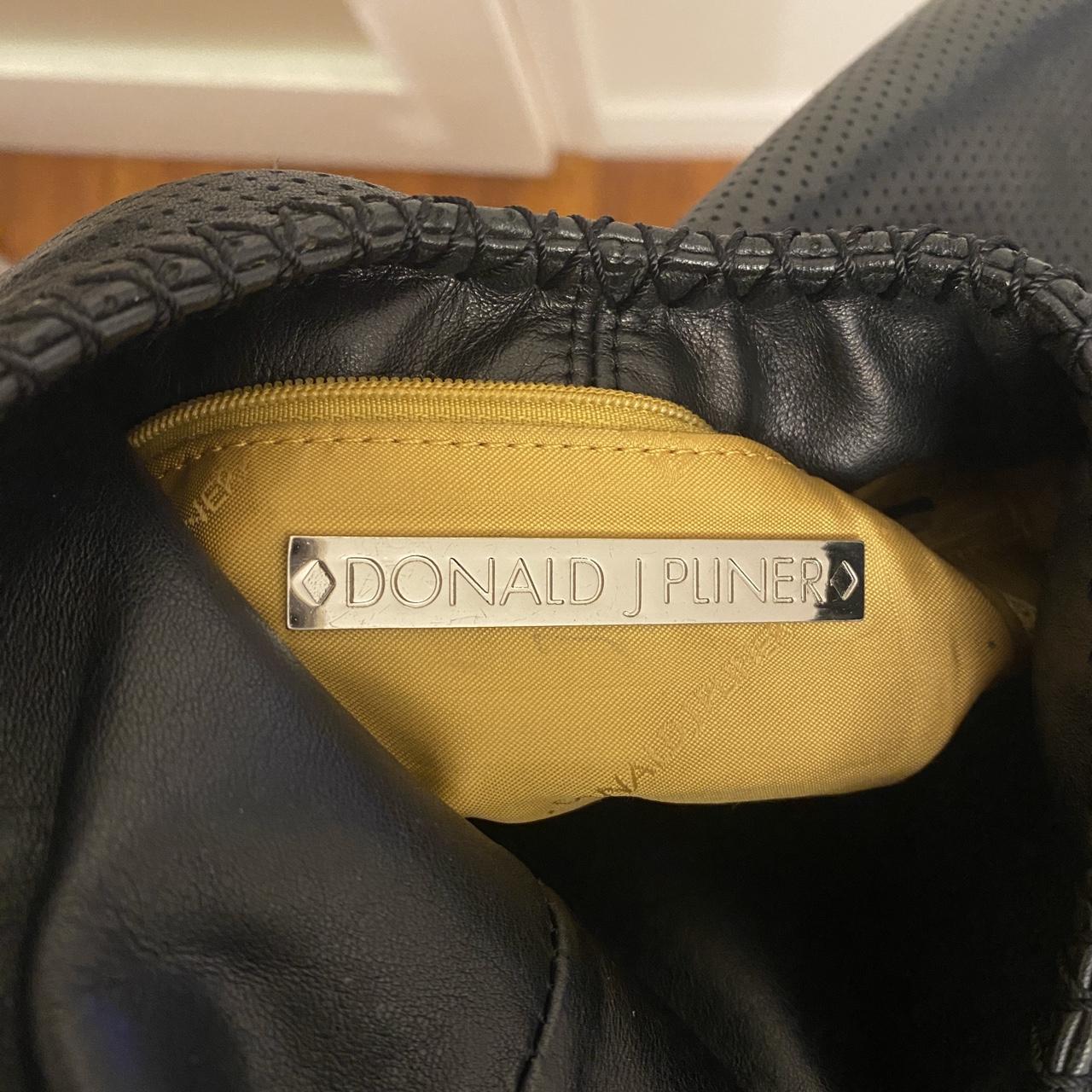 Donald J Pliner Black Leather Hobo Bag. Super cute... - Depop