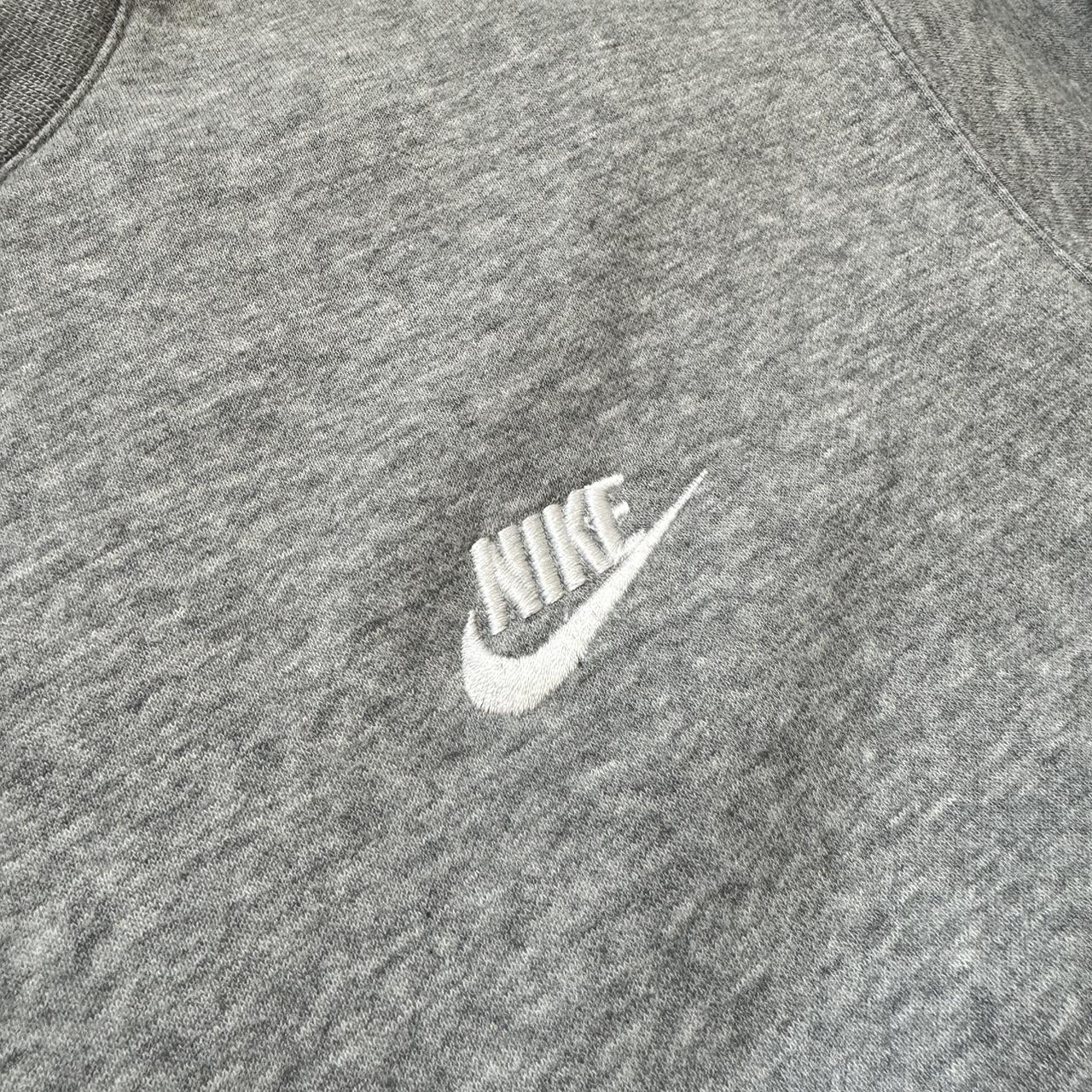 mens grey nike crew sweatshirt