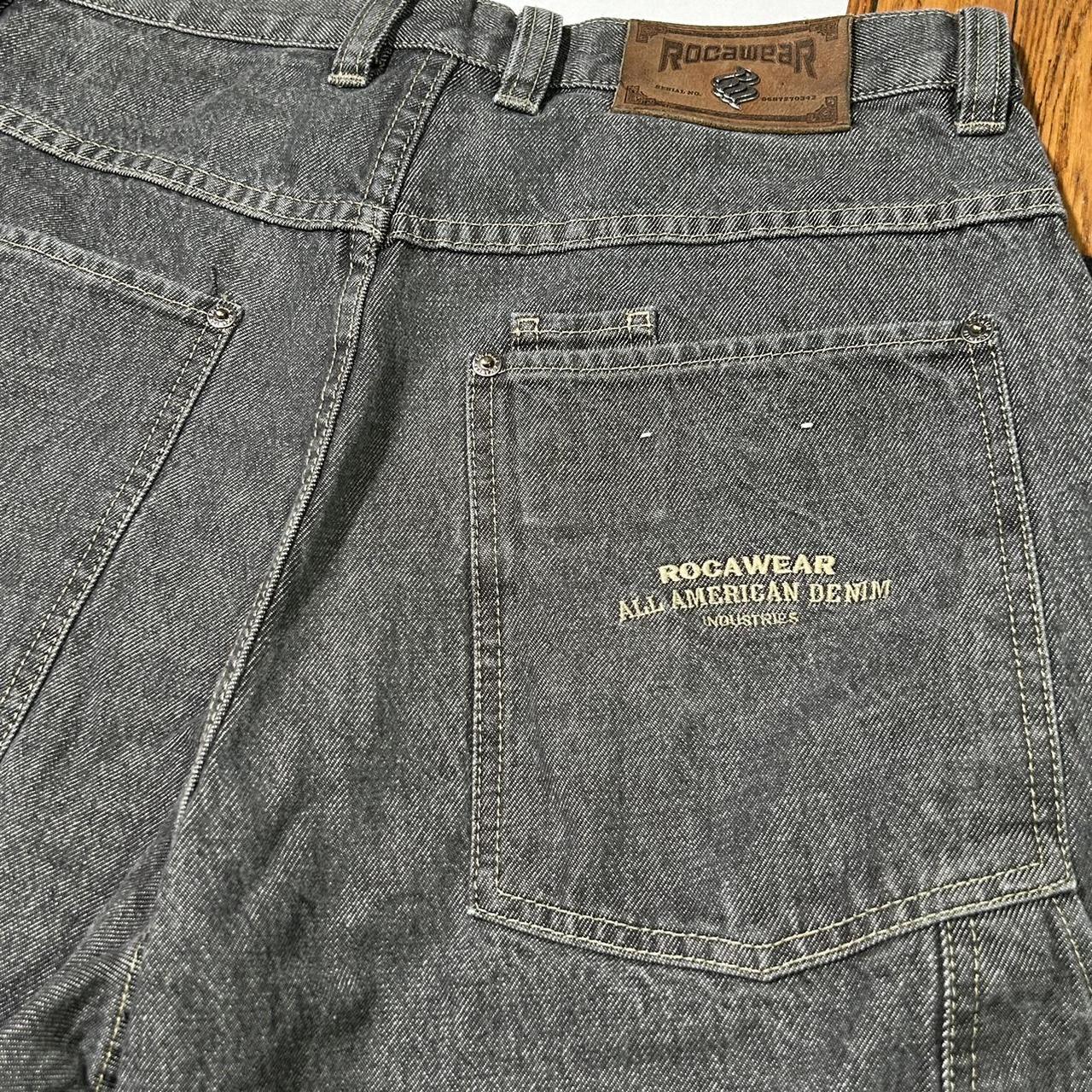 Rocawear Men's Grey Shorts | Depop