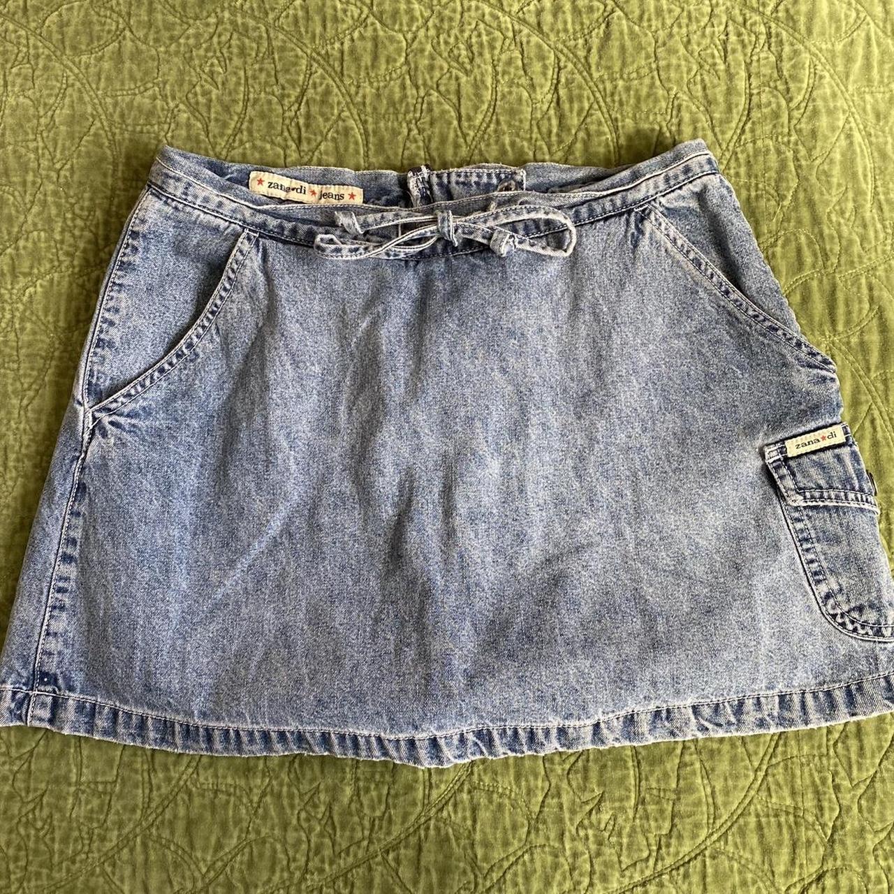 Adorable vintage denim skort Size 9 on tag, fits... - Depop