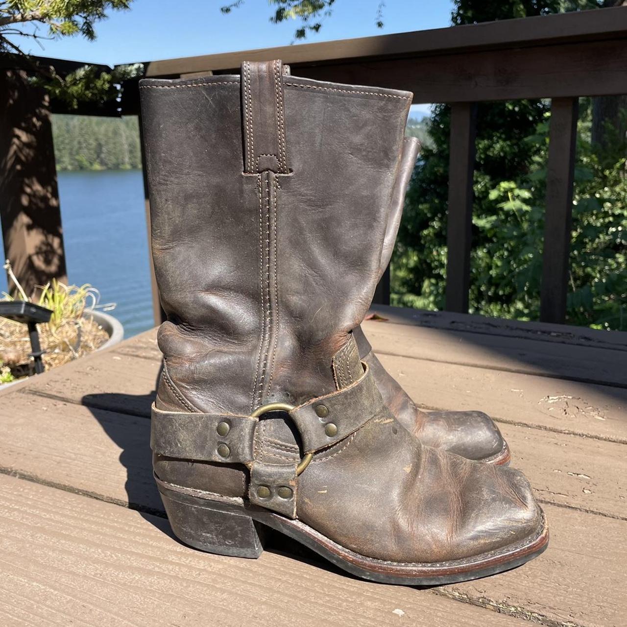 frye vicky buckle boot